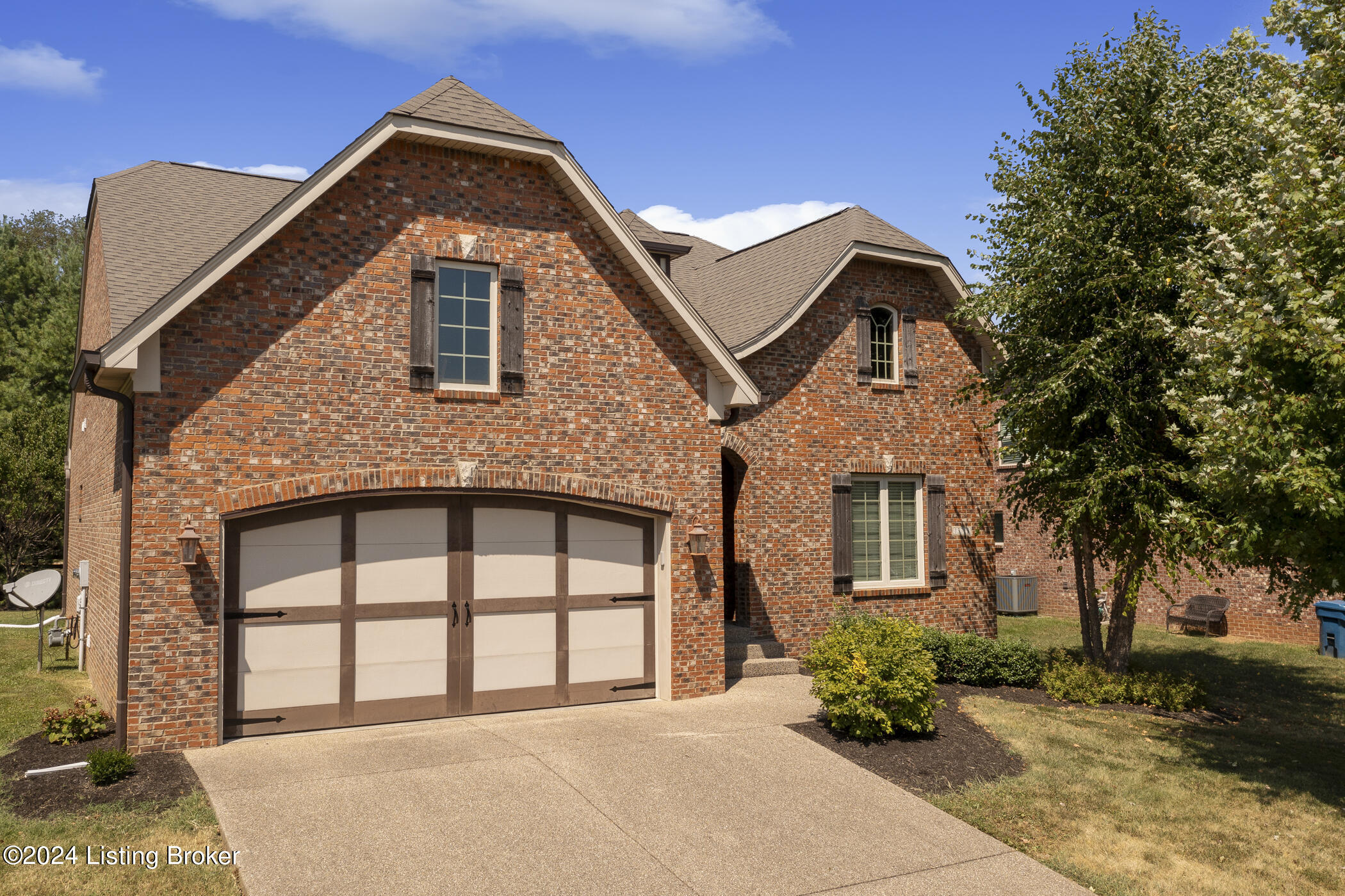 13713 Forest Bend Cir