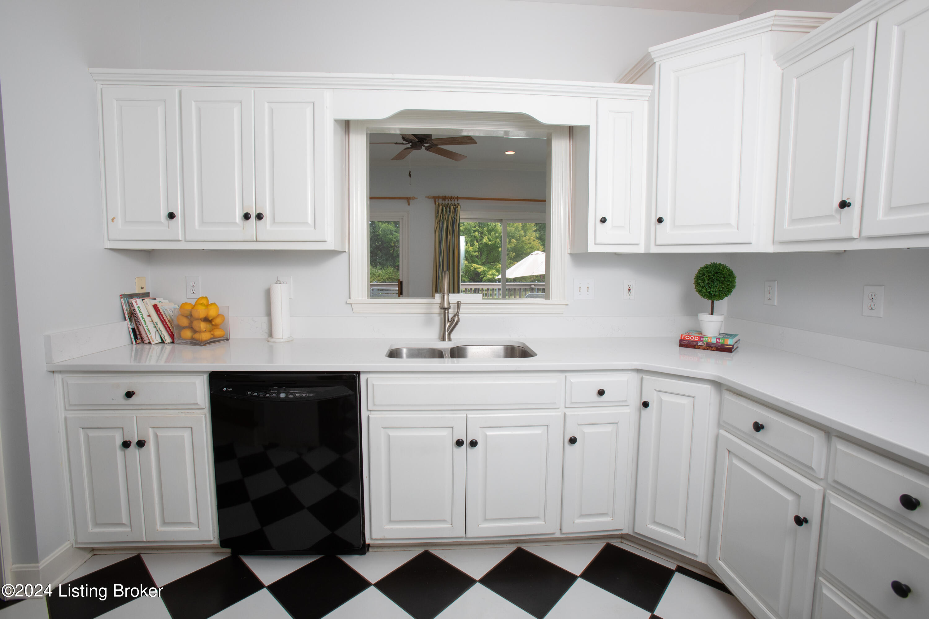 3803 Tynebrae Ct