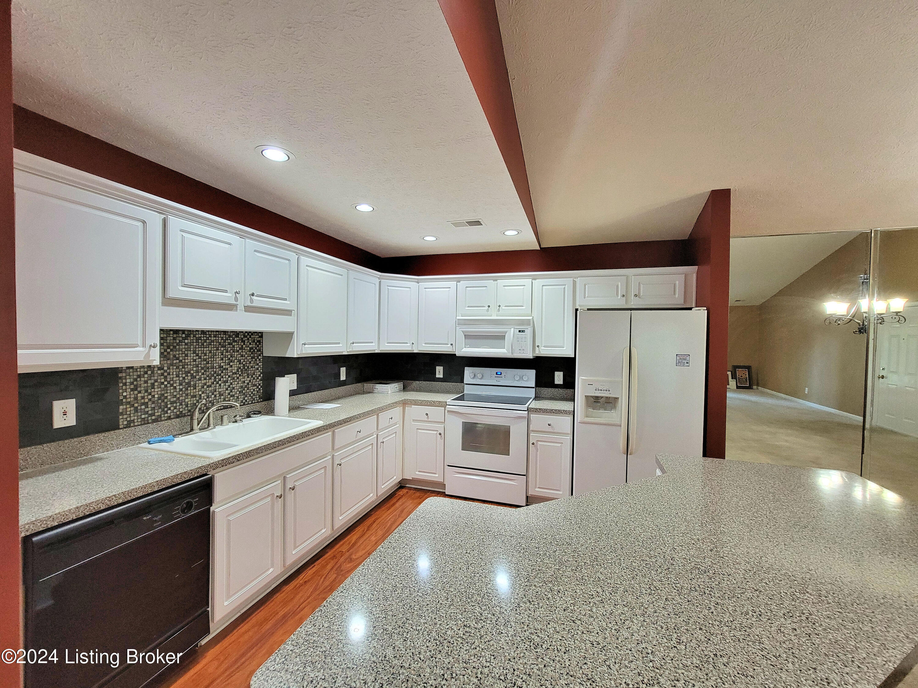 8505 Atrium Dr, 304