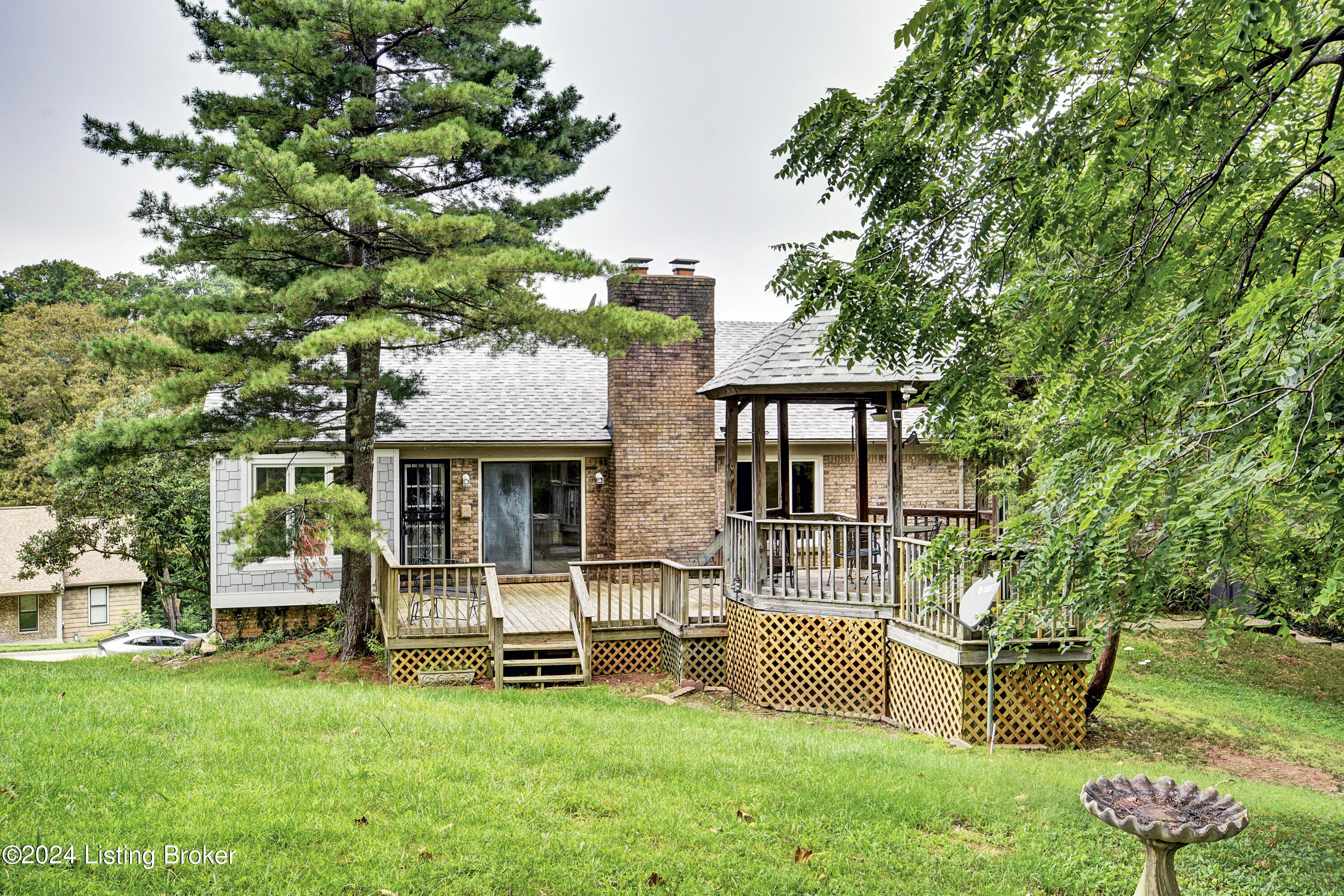 2311 Fallsview Rd