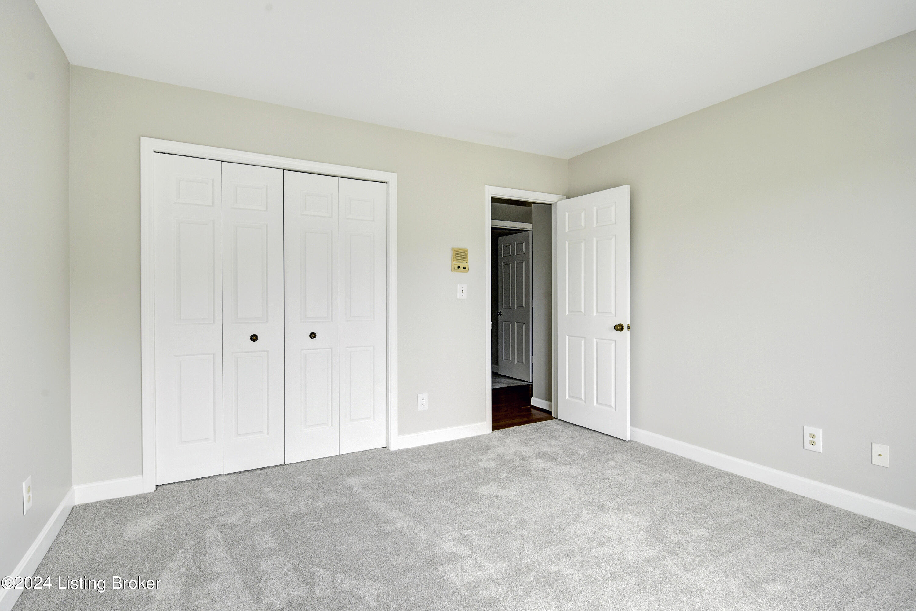 2311 Fallsview Rd