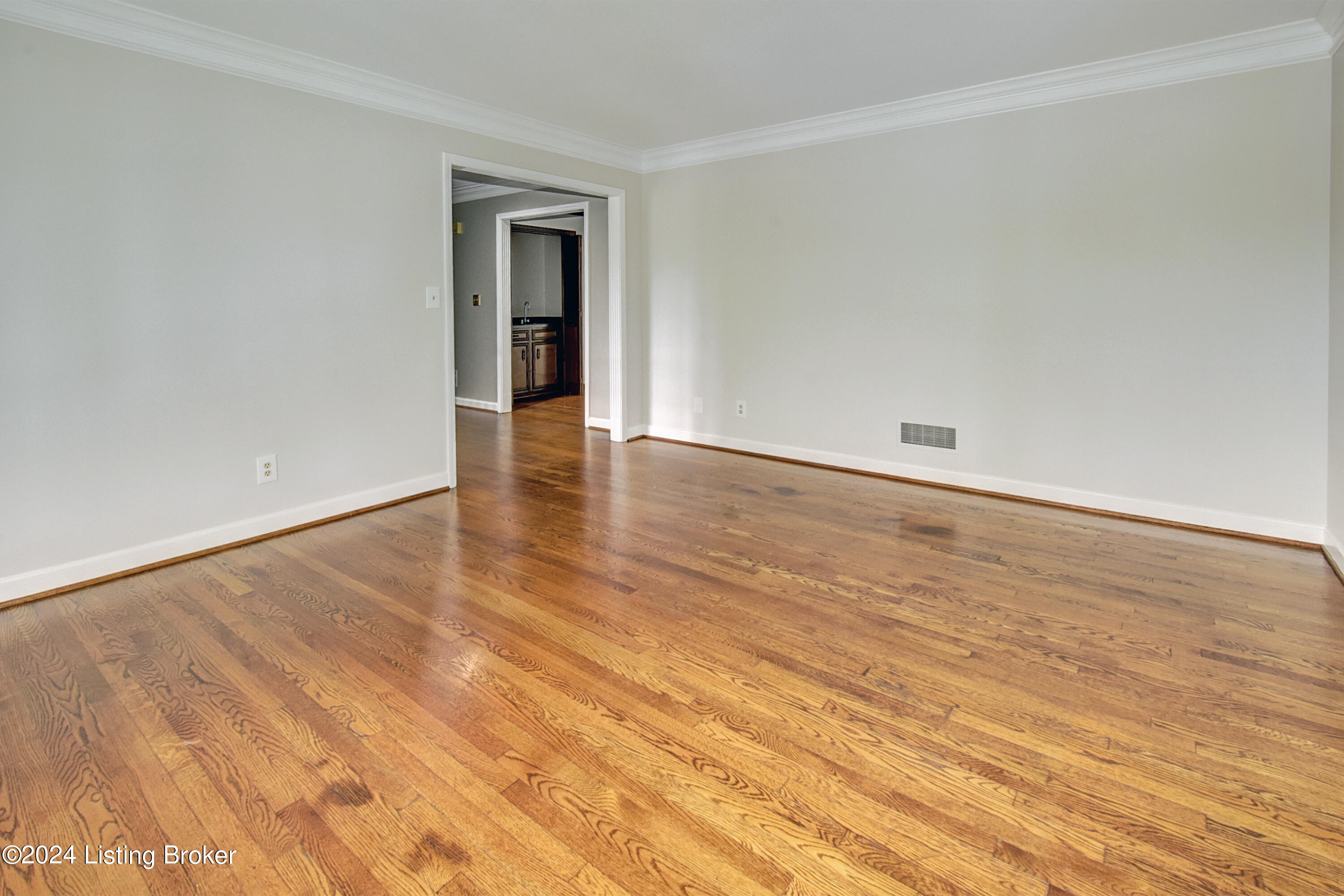 2311 Fallsview Rd