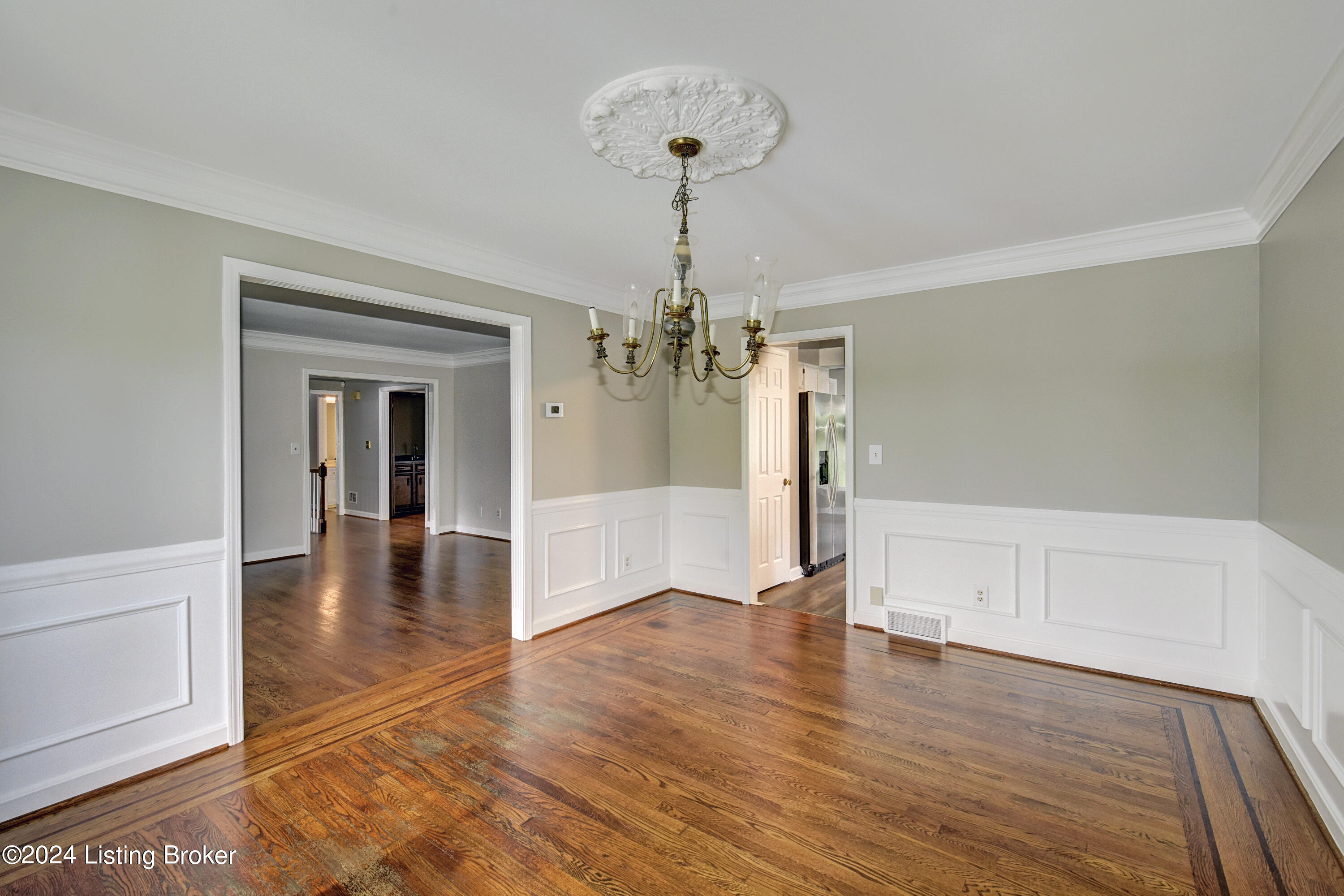 2311 Fallsview Rd