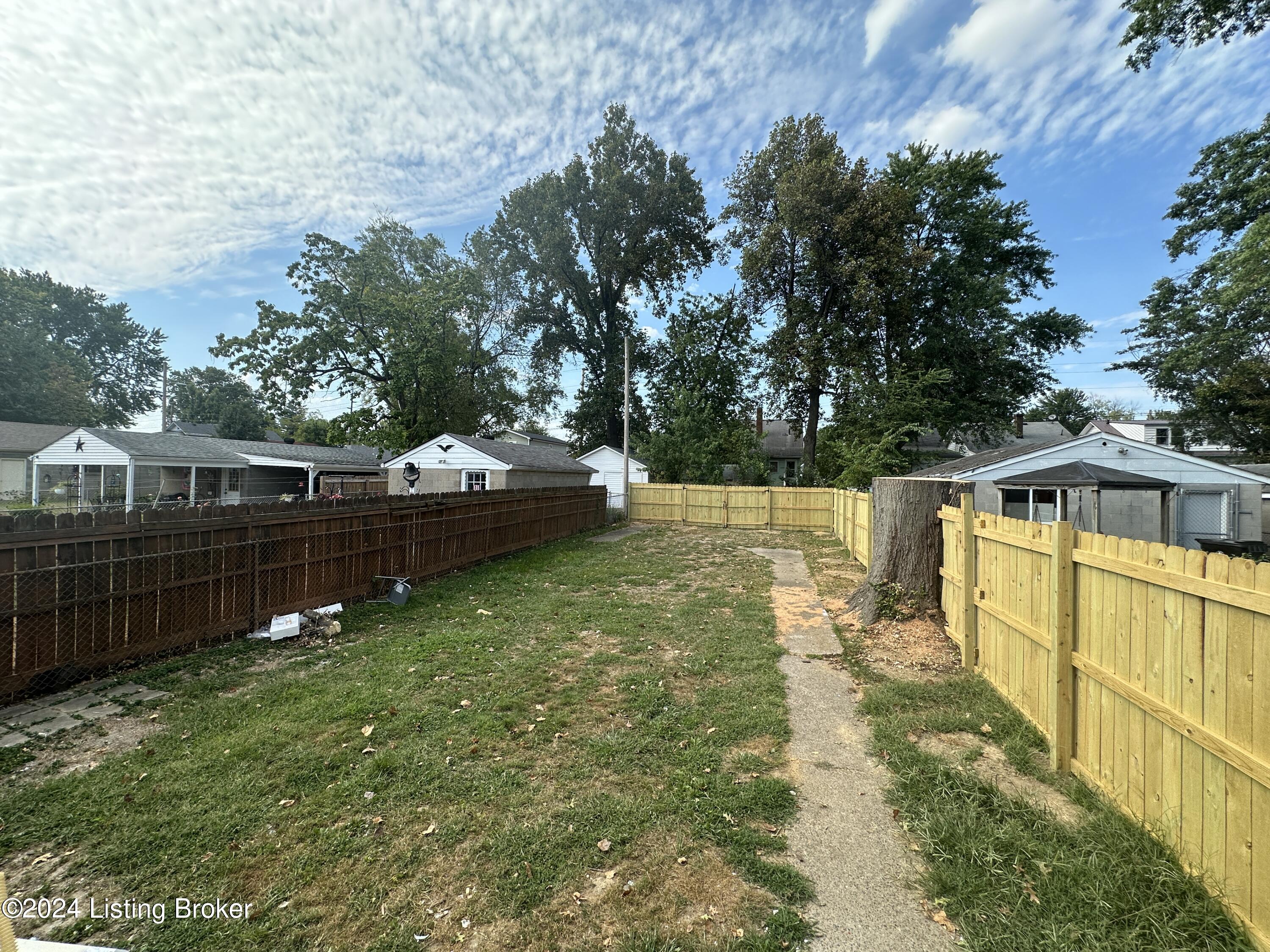 545 Camden Ave