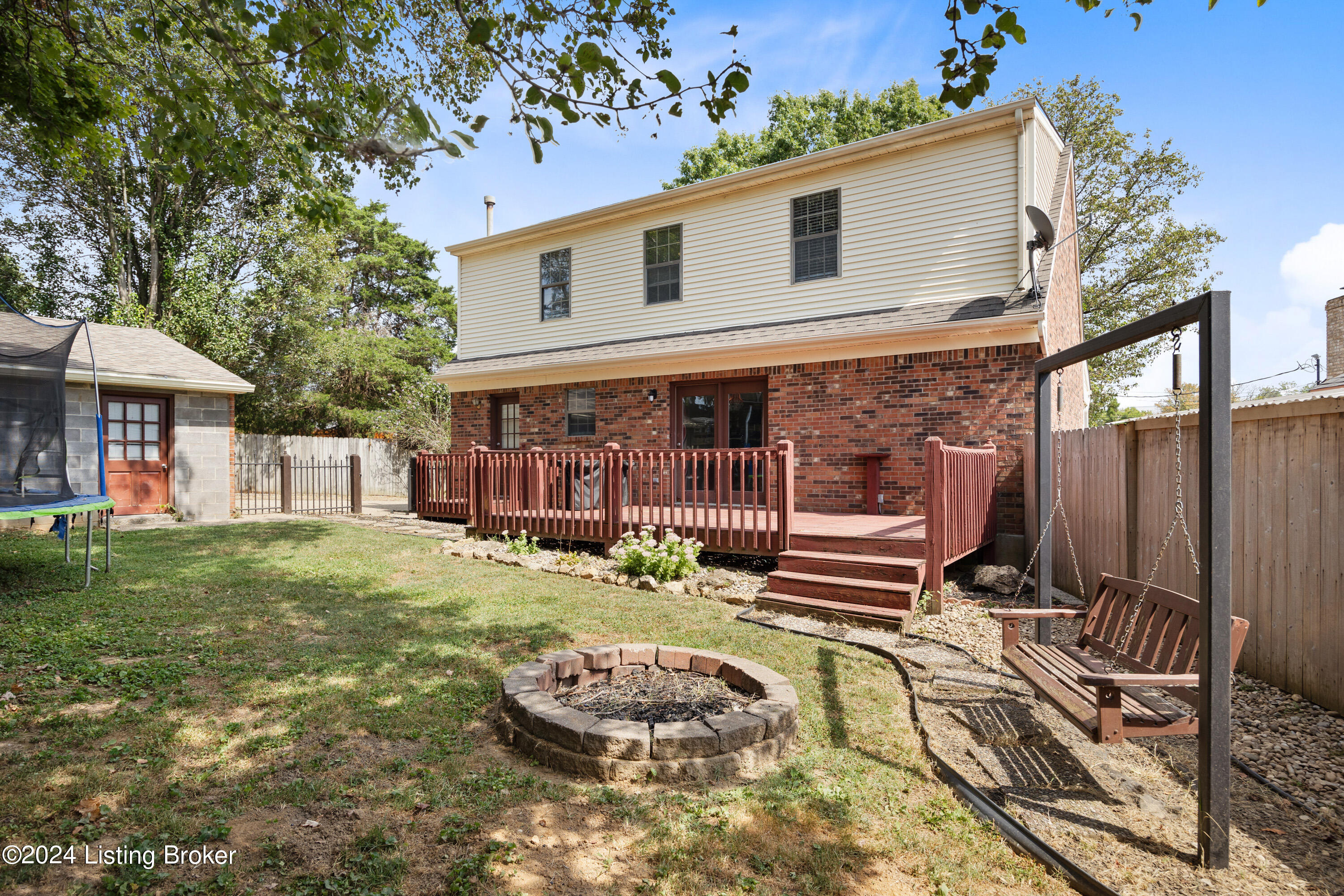 9902 Park Lake Cir