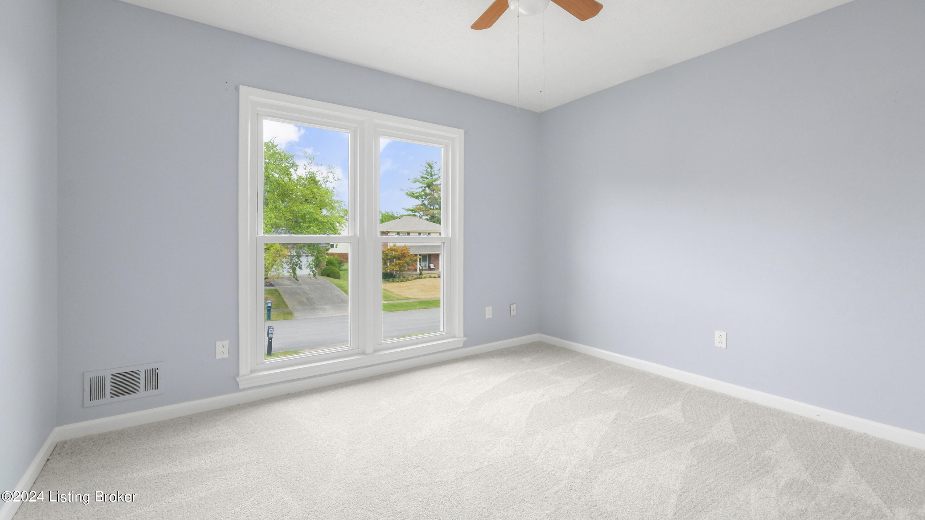 12102 Greenvalley Dr