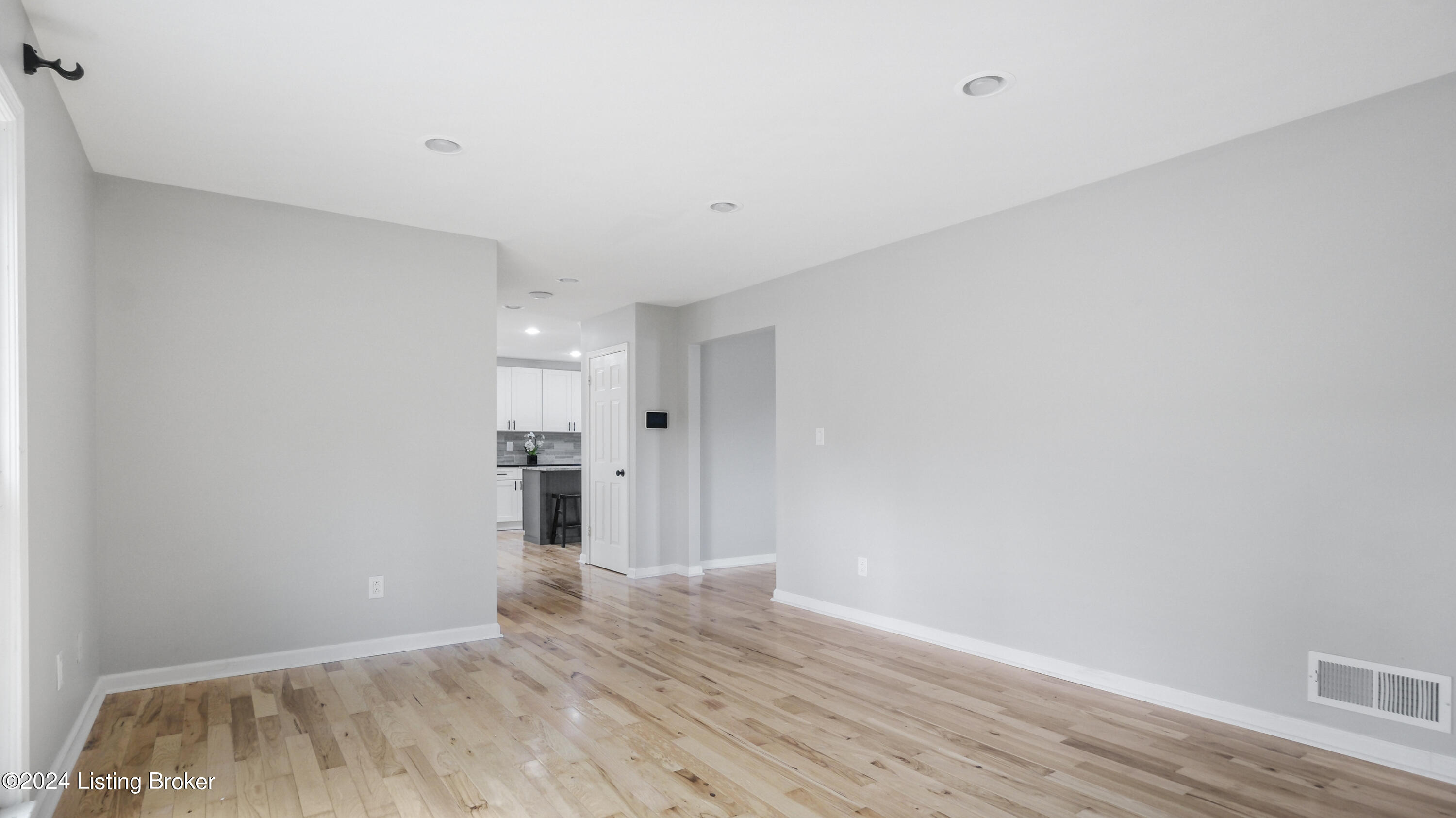 12102 Greenvalley Dr