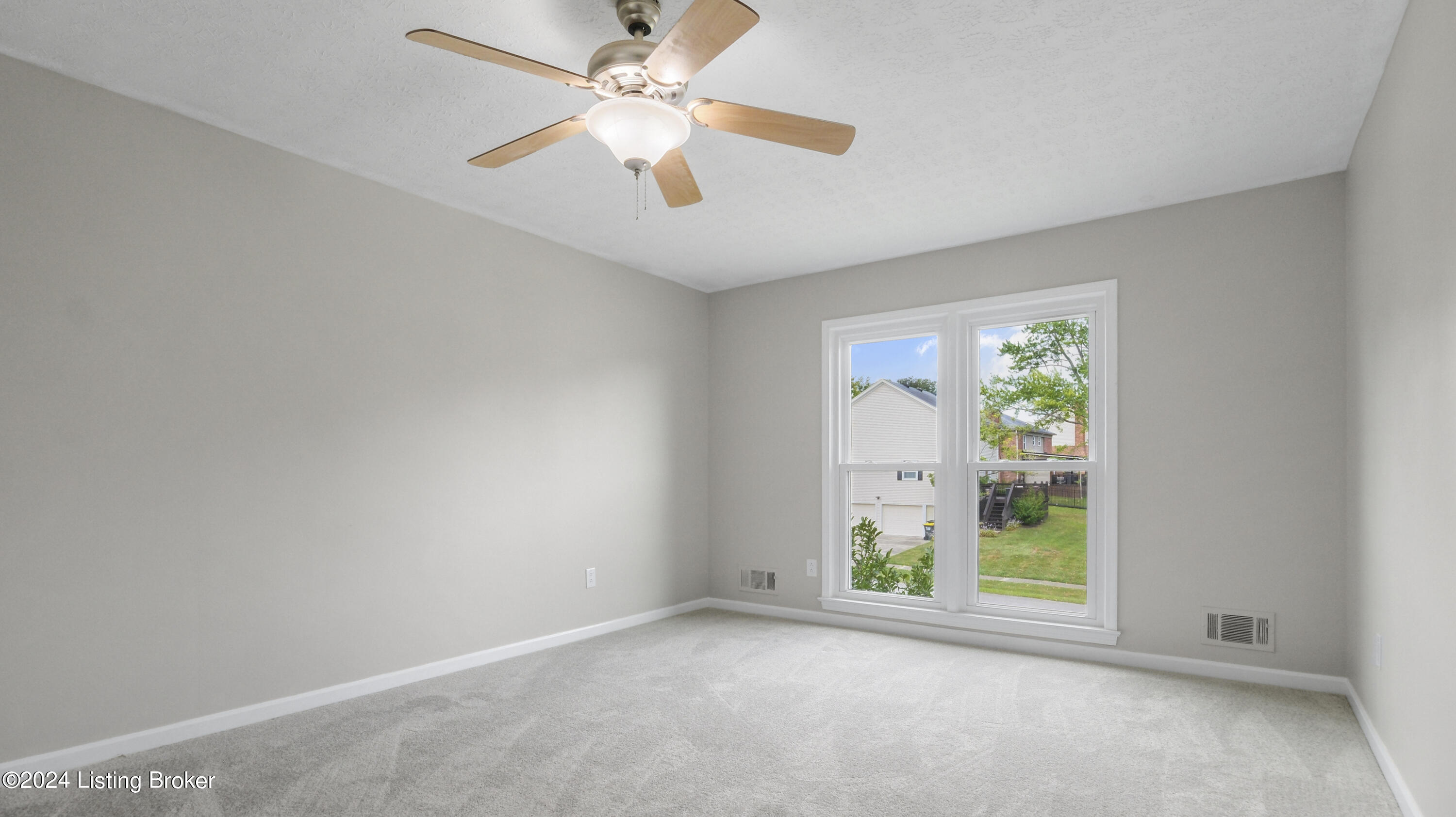 12102 Greenvalley Dr