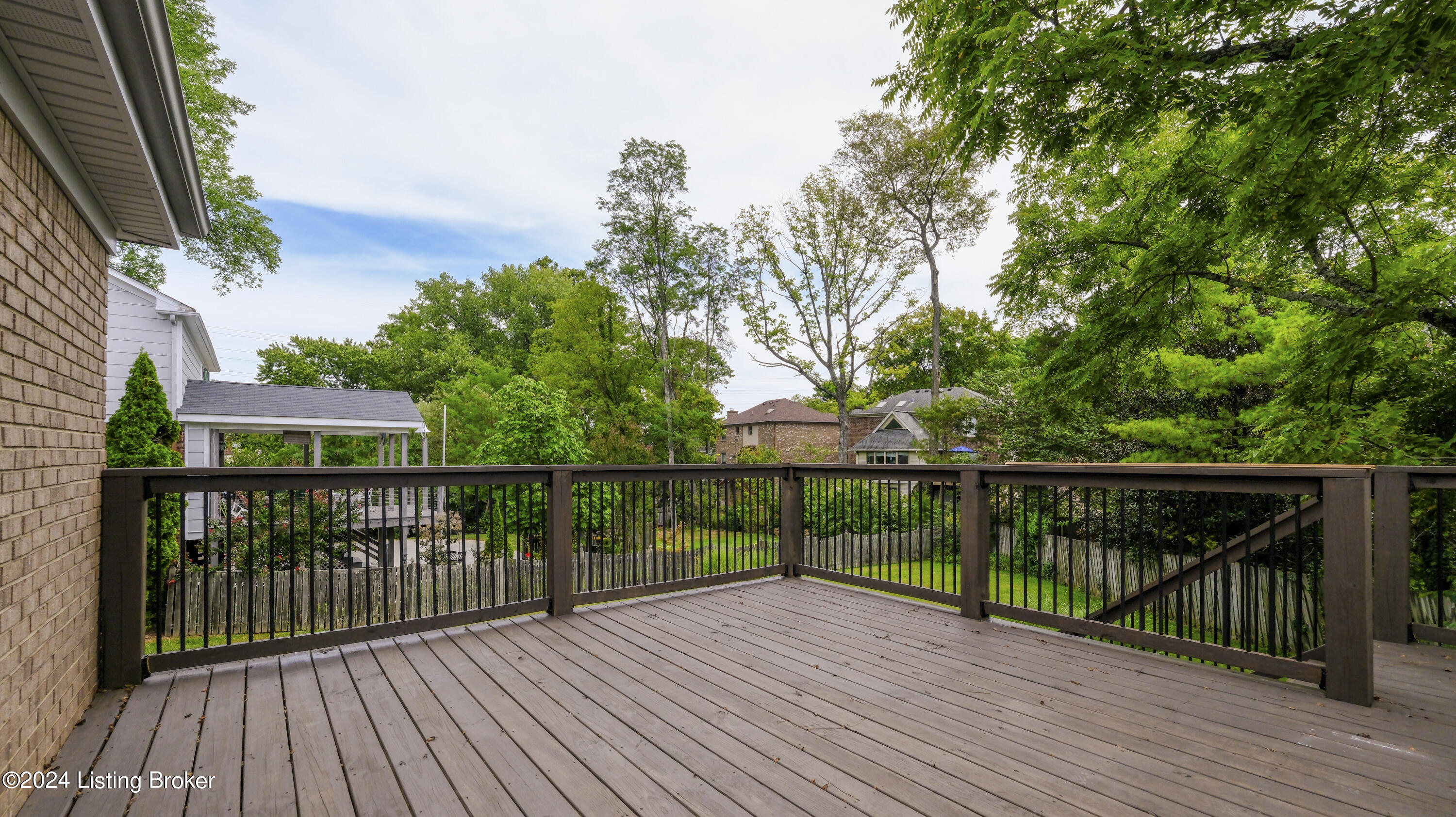 12102 Greenvalley Dr