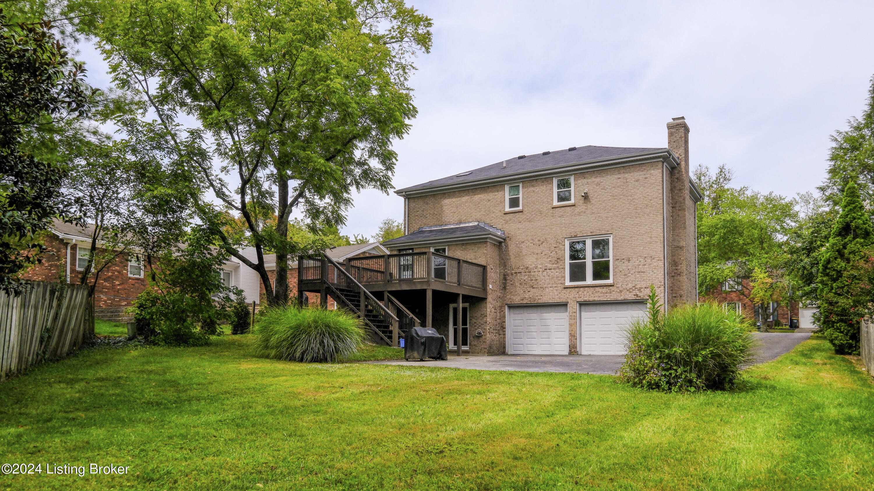 12102 Greenvalley Dr