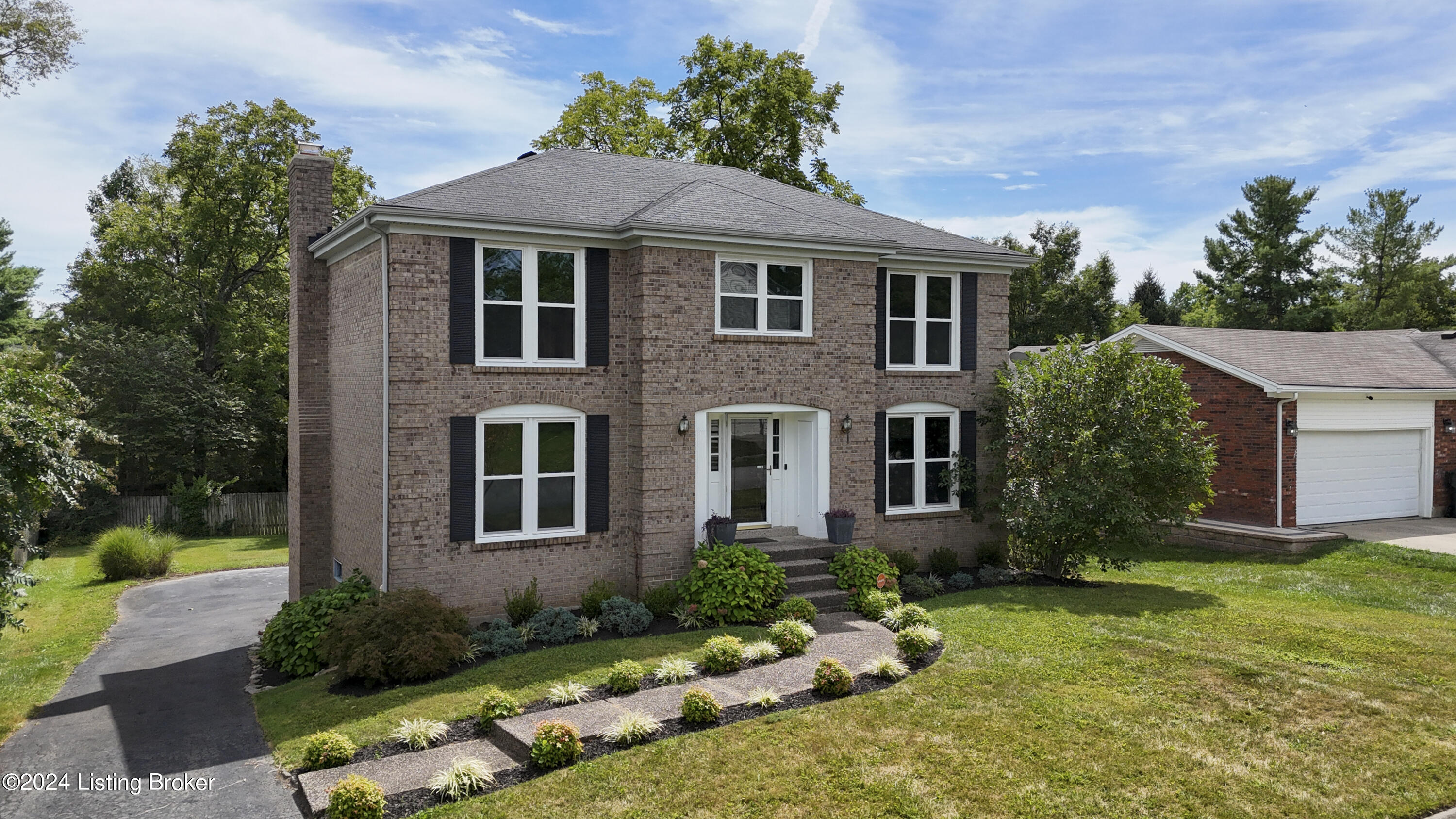 12102 Greenvalley Dr
