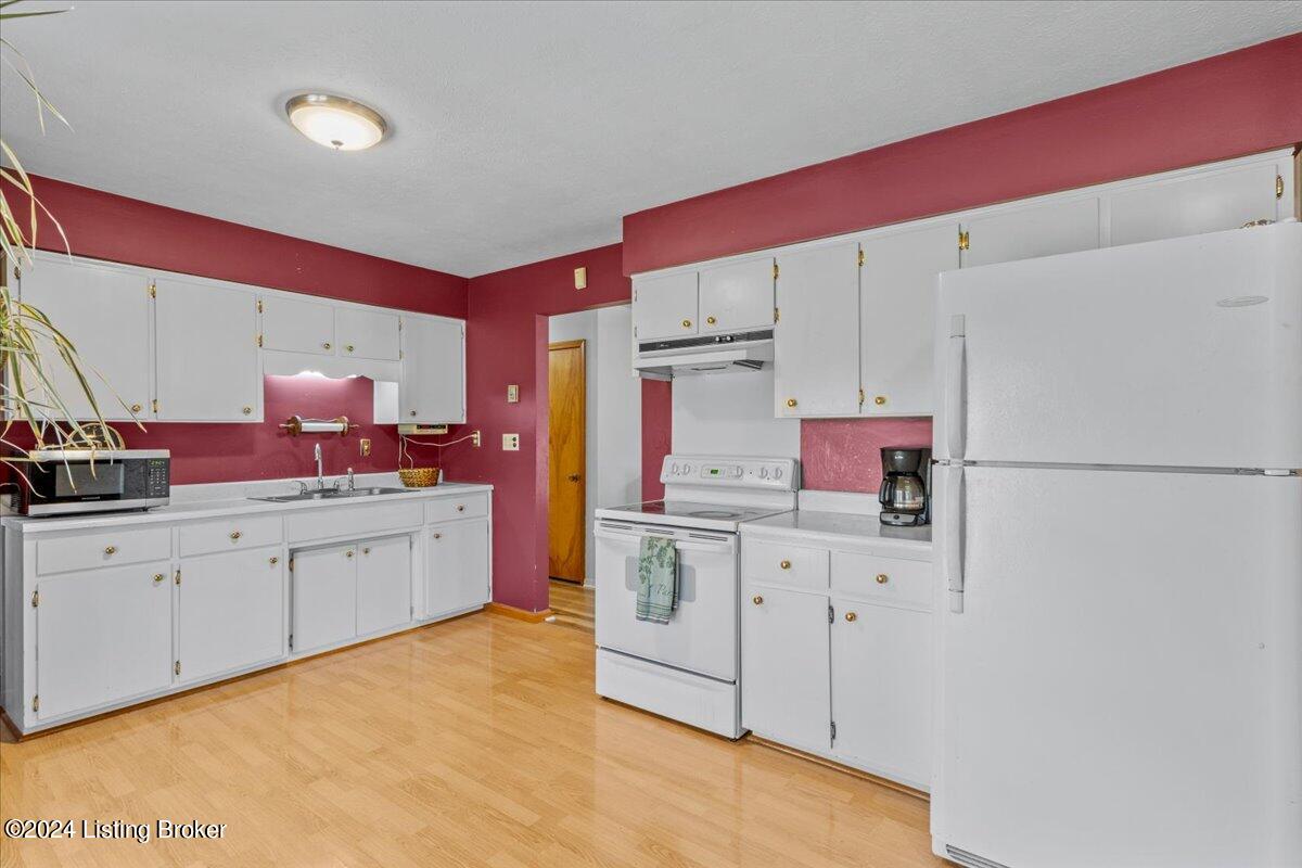 2996 Nat Rogers Rd