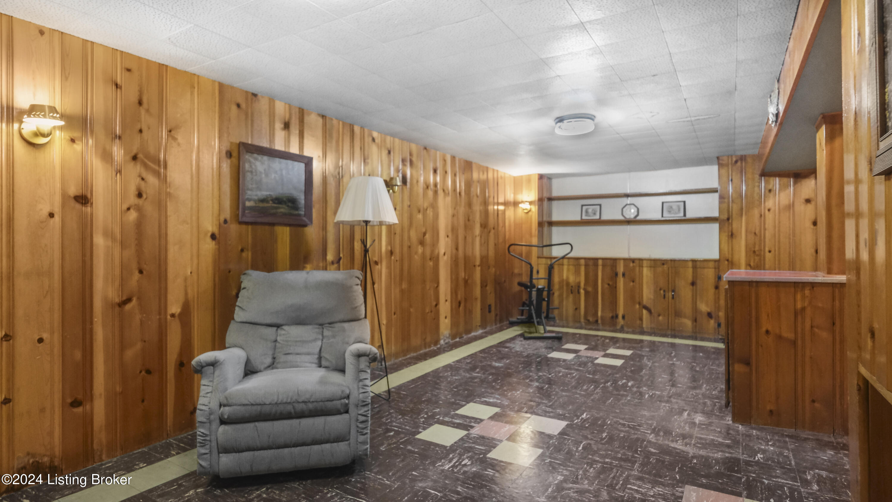5109 Ferrer Way
