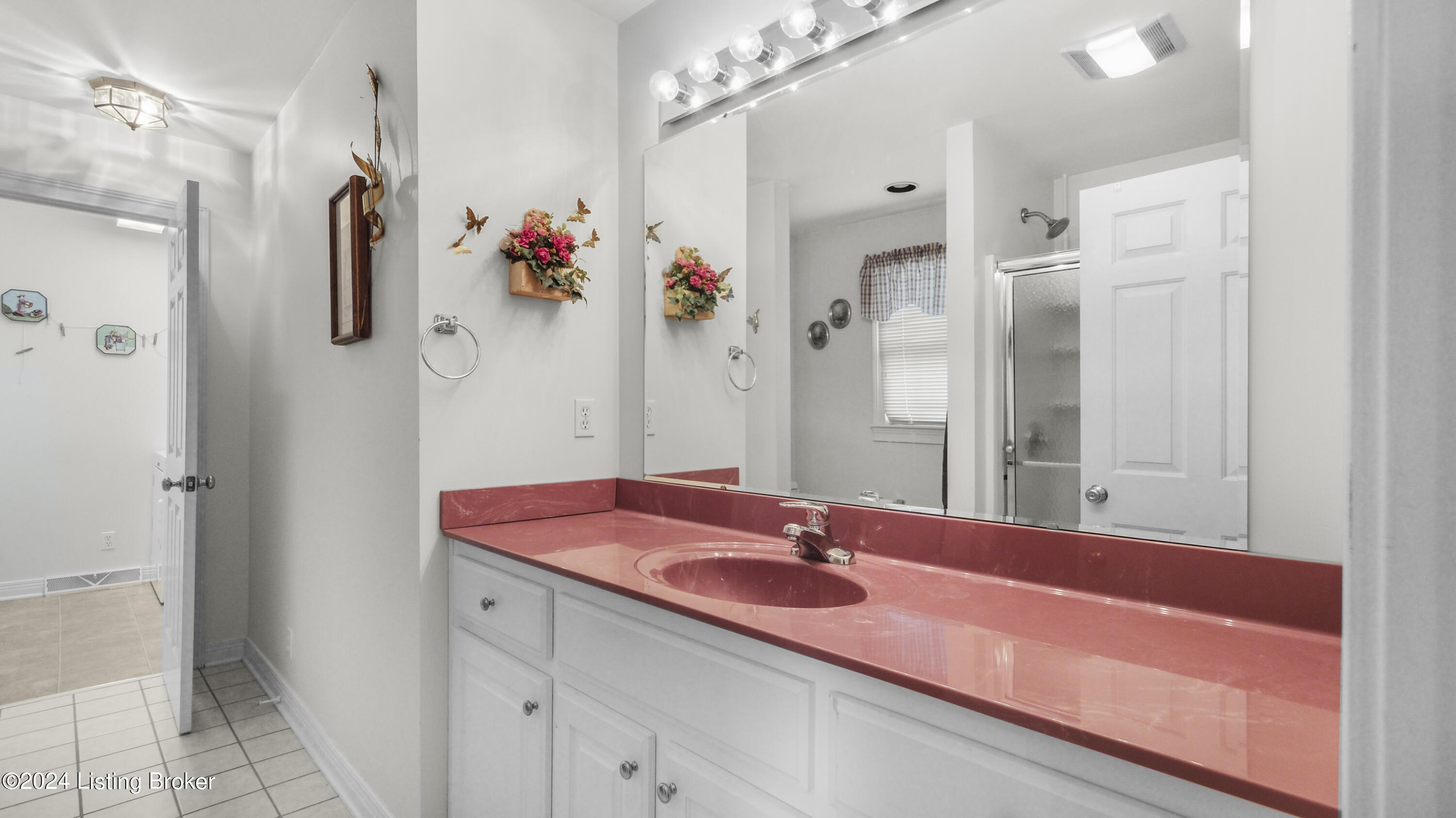 5109 Ferrer Way
