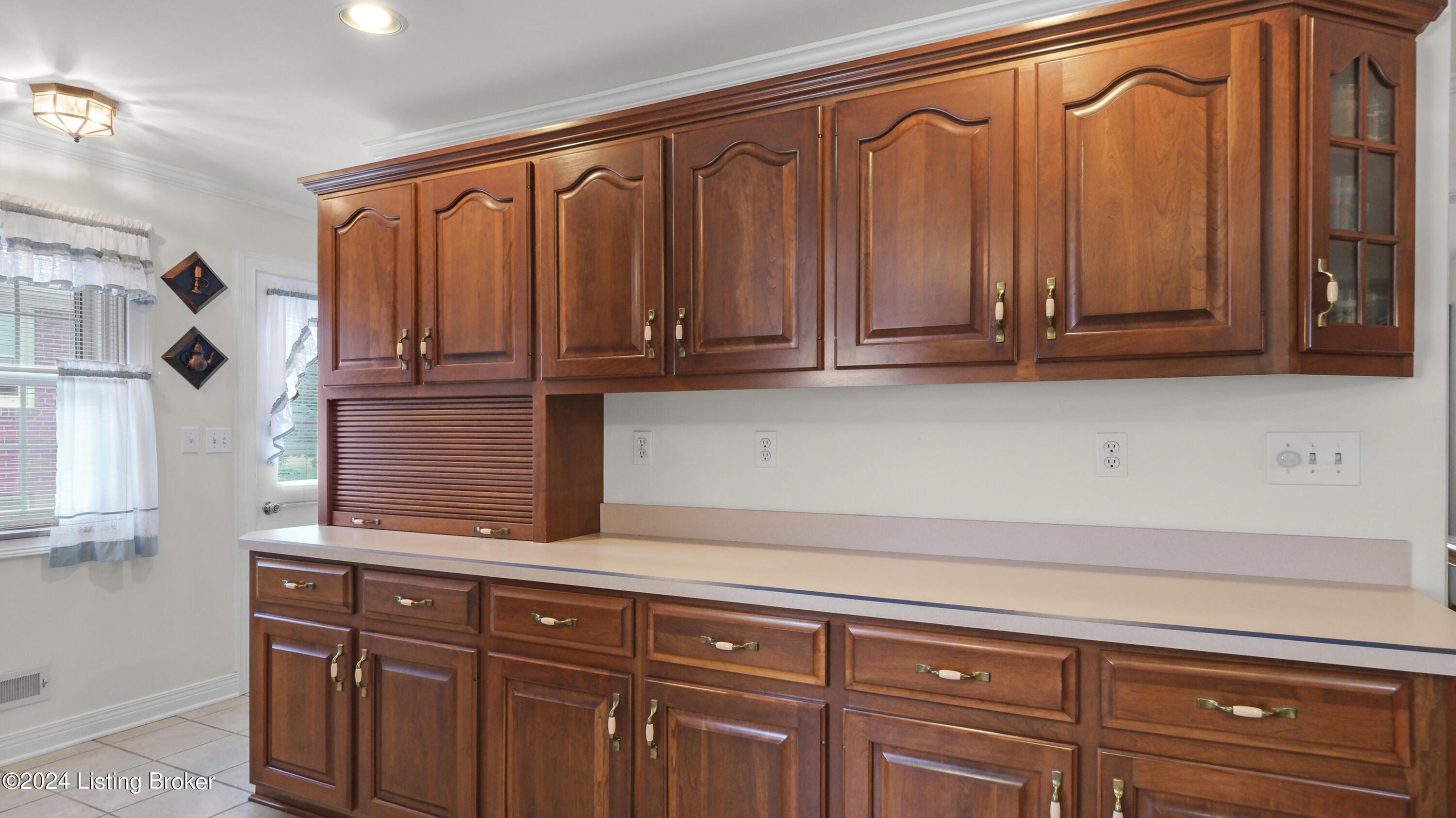 5109 Ferrer Way