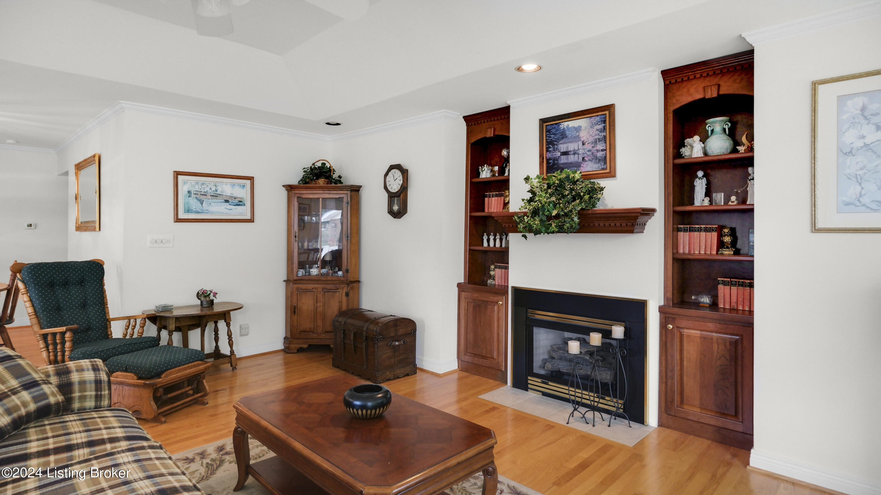 5109 Ferrer Way