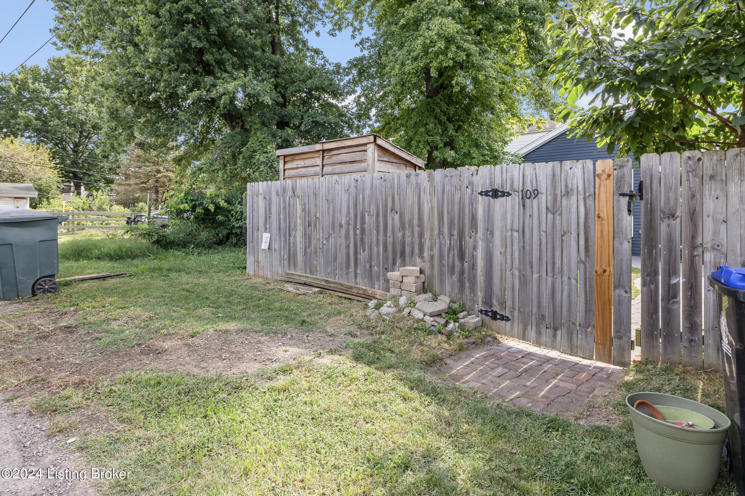 109 Stevenson Ave