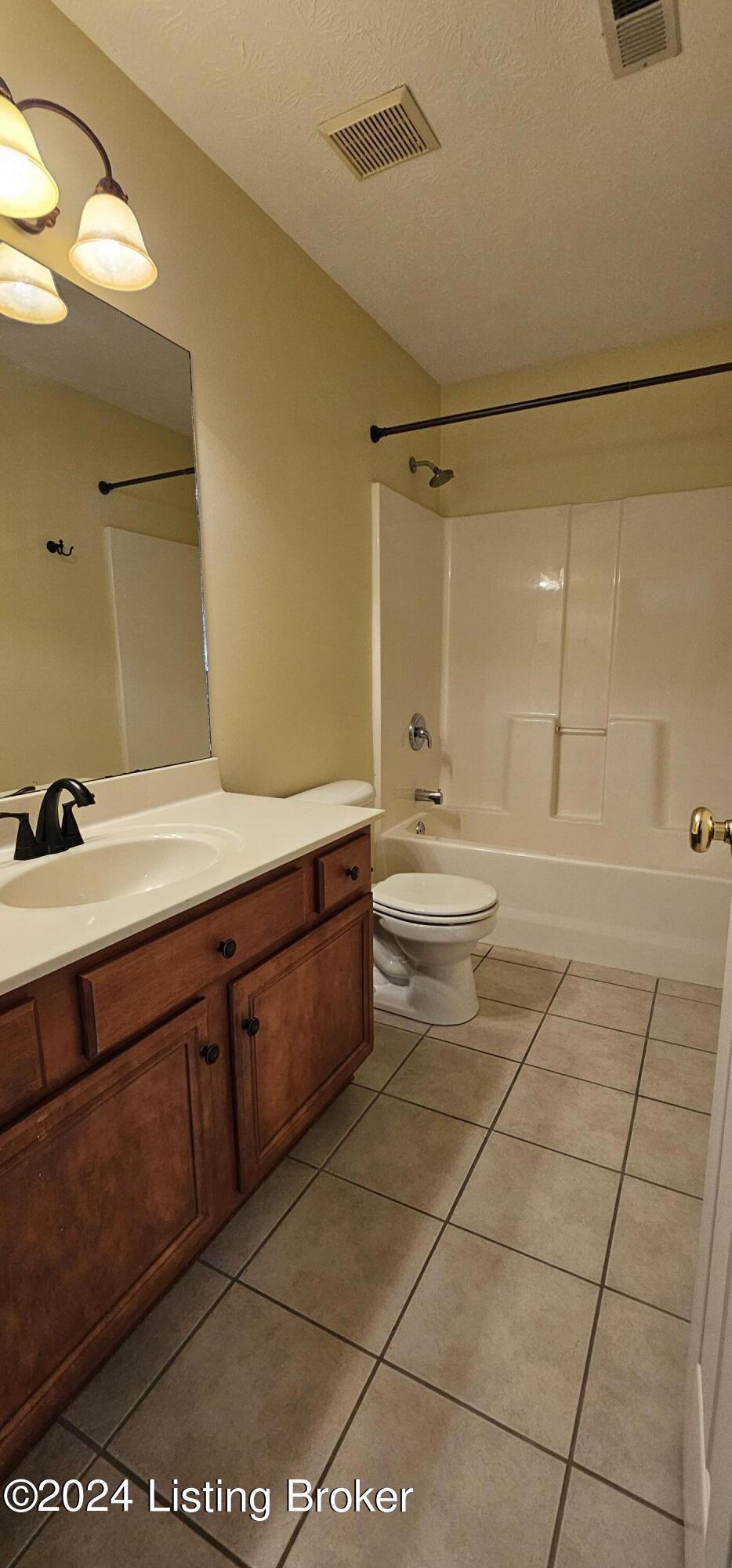 9109 Bingham View Ct