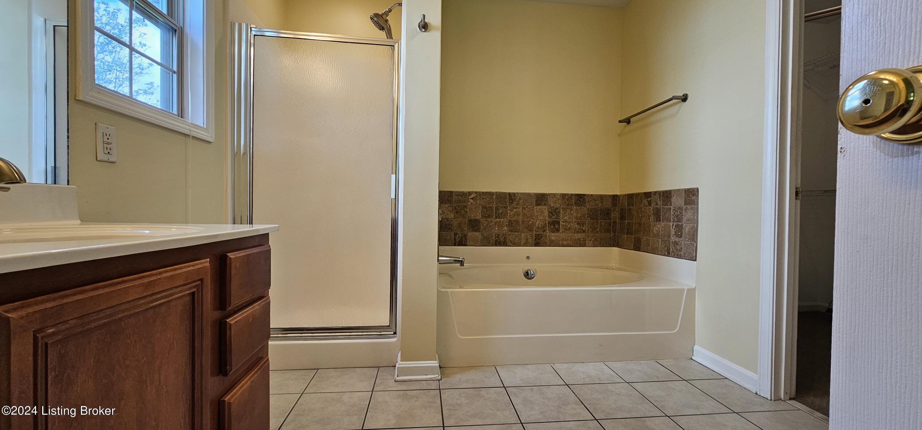 9109 Bingham View Ct