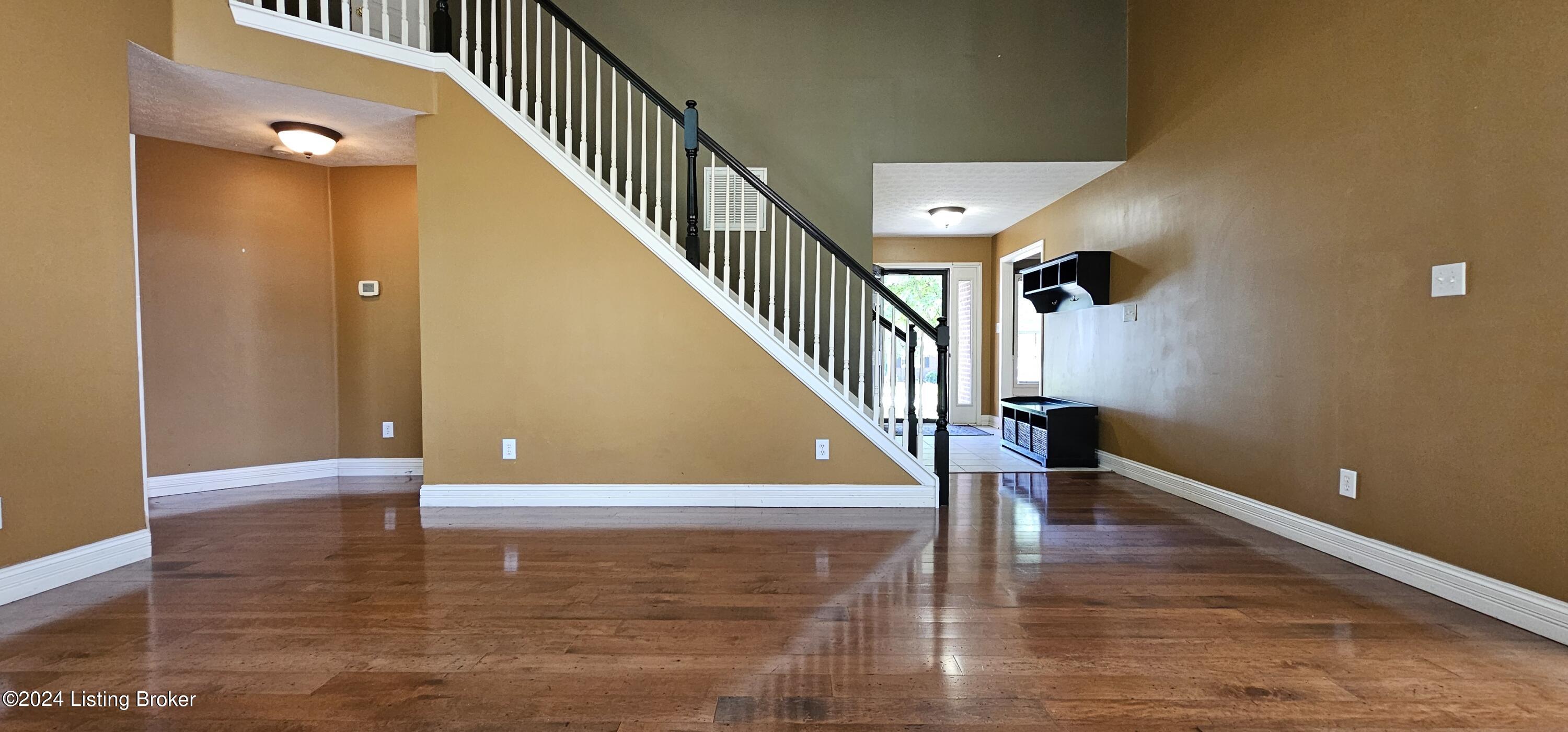 9109 Bingham View Ct