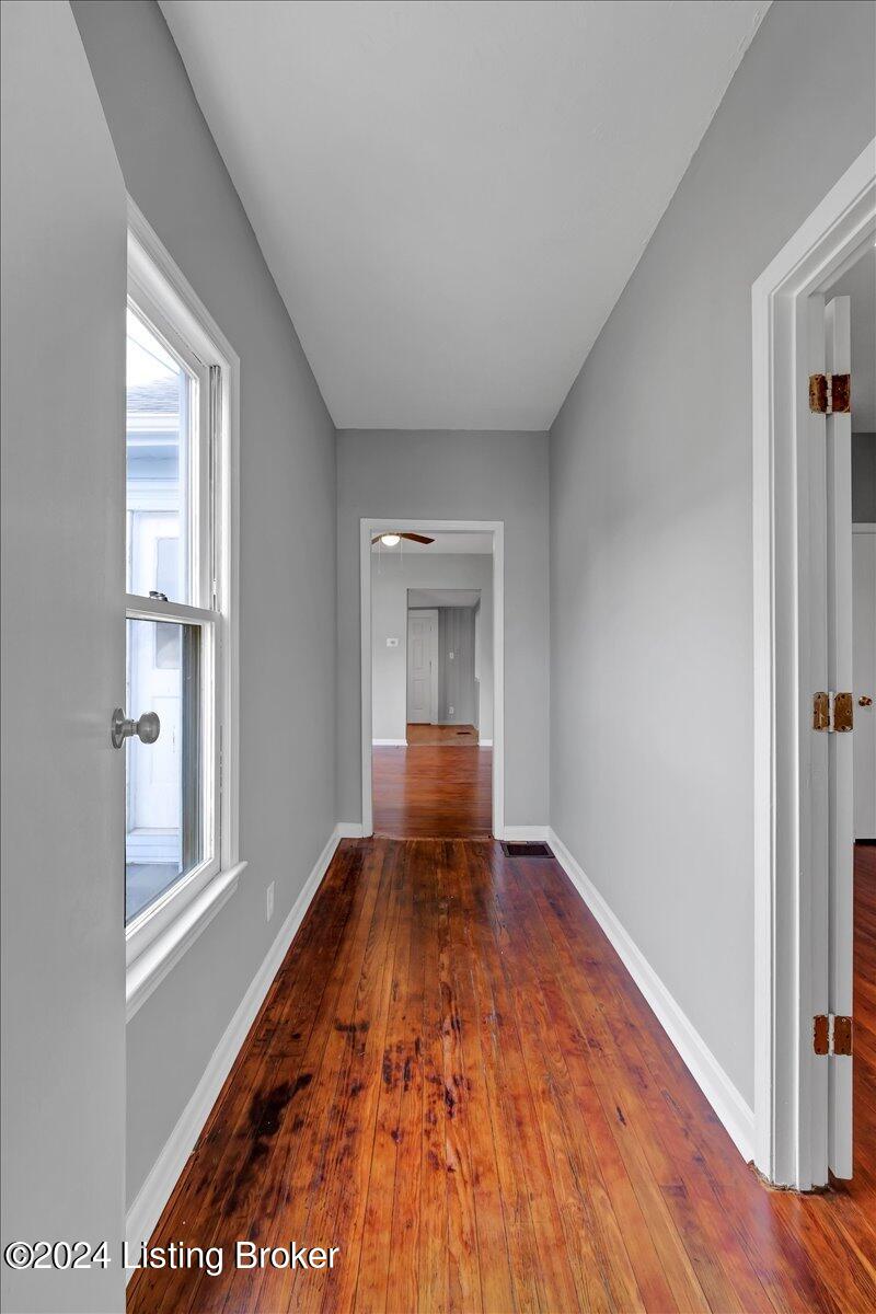 1520 Sale Ave