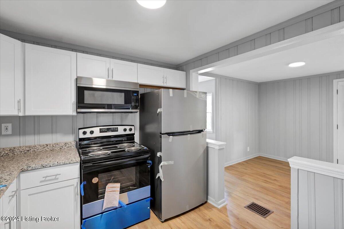 1520 Sale Ave