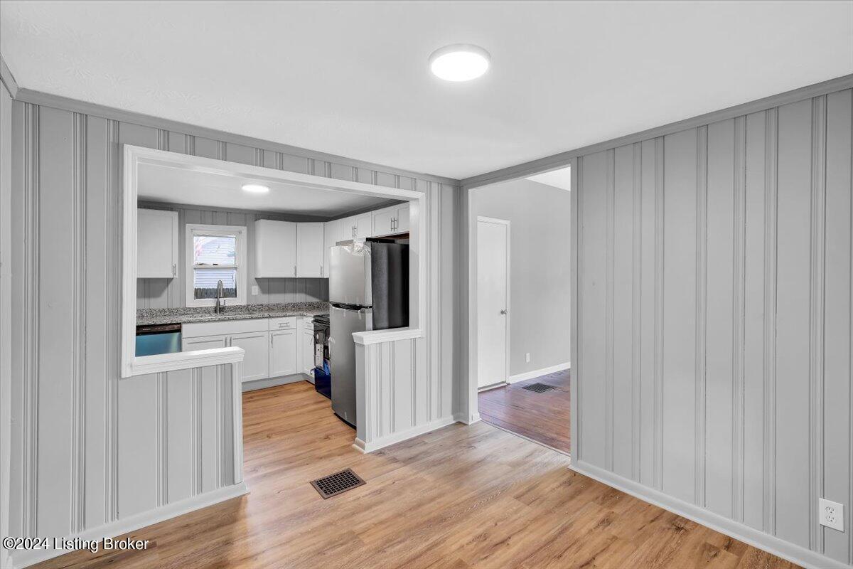 1520 Sale Ave