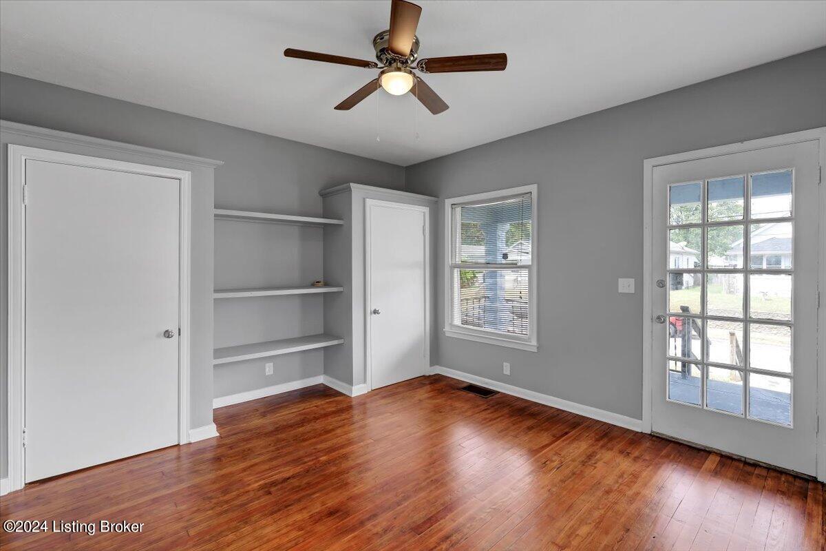 1520 Sale Ave
