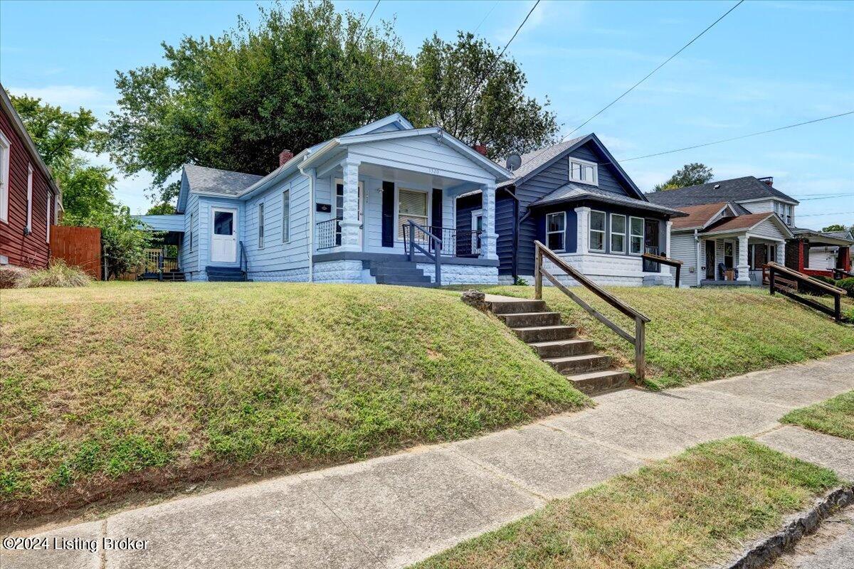1520 Sale Ave