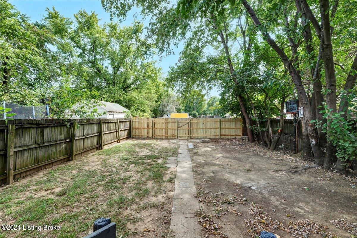 1520 Sale Ave