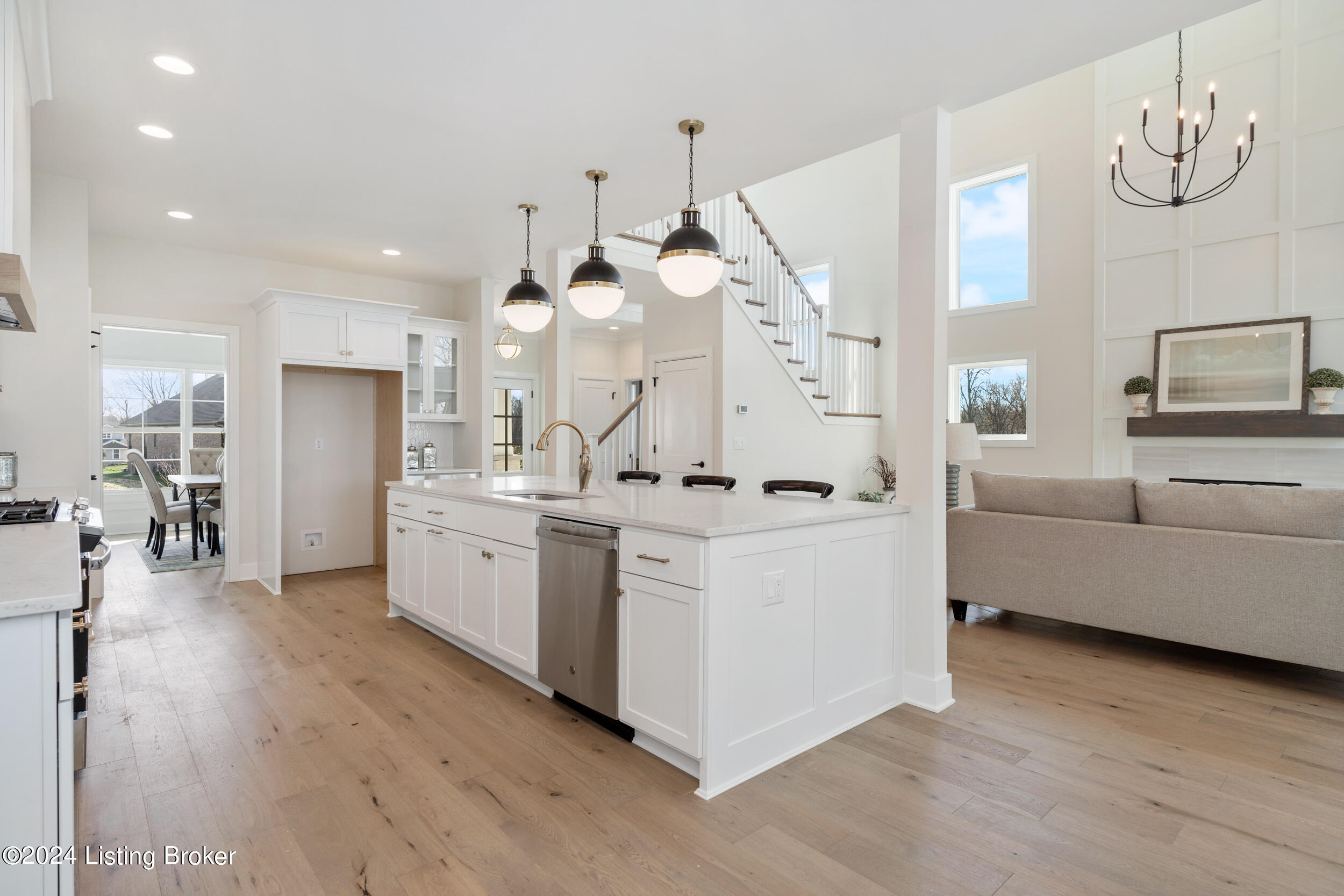 7391 Edith Way