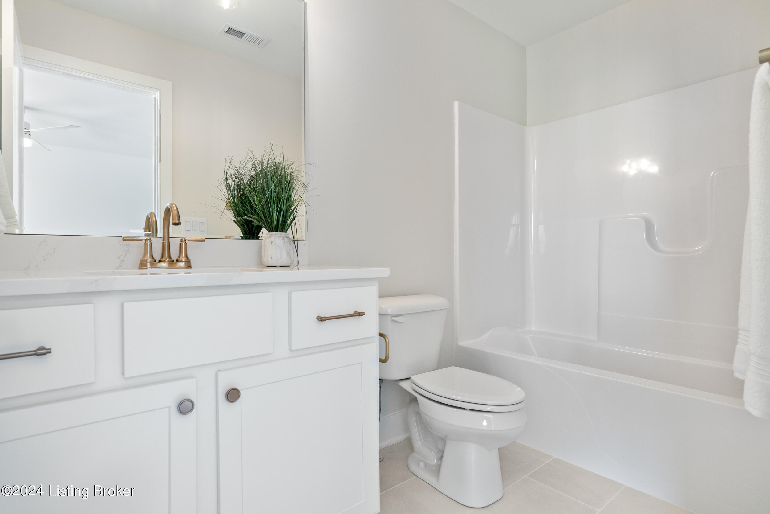 7391 Edith Way