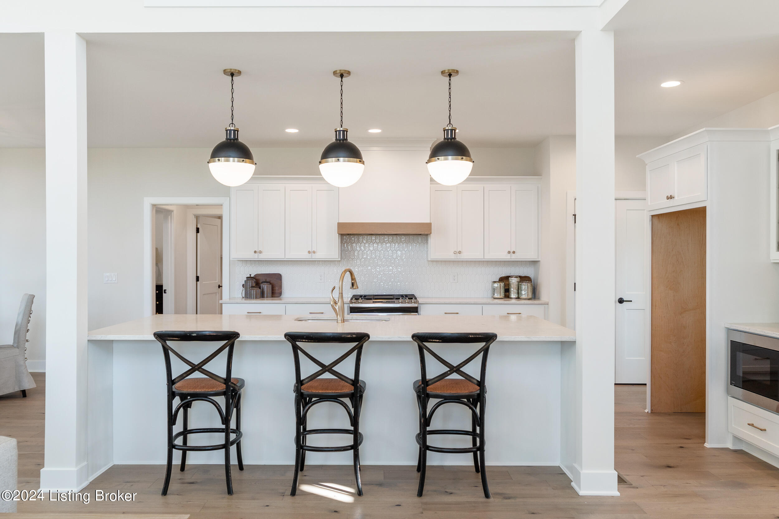 7391 Edith Way