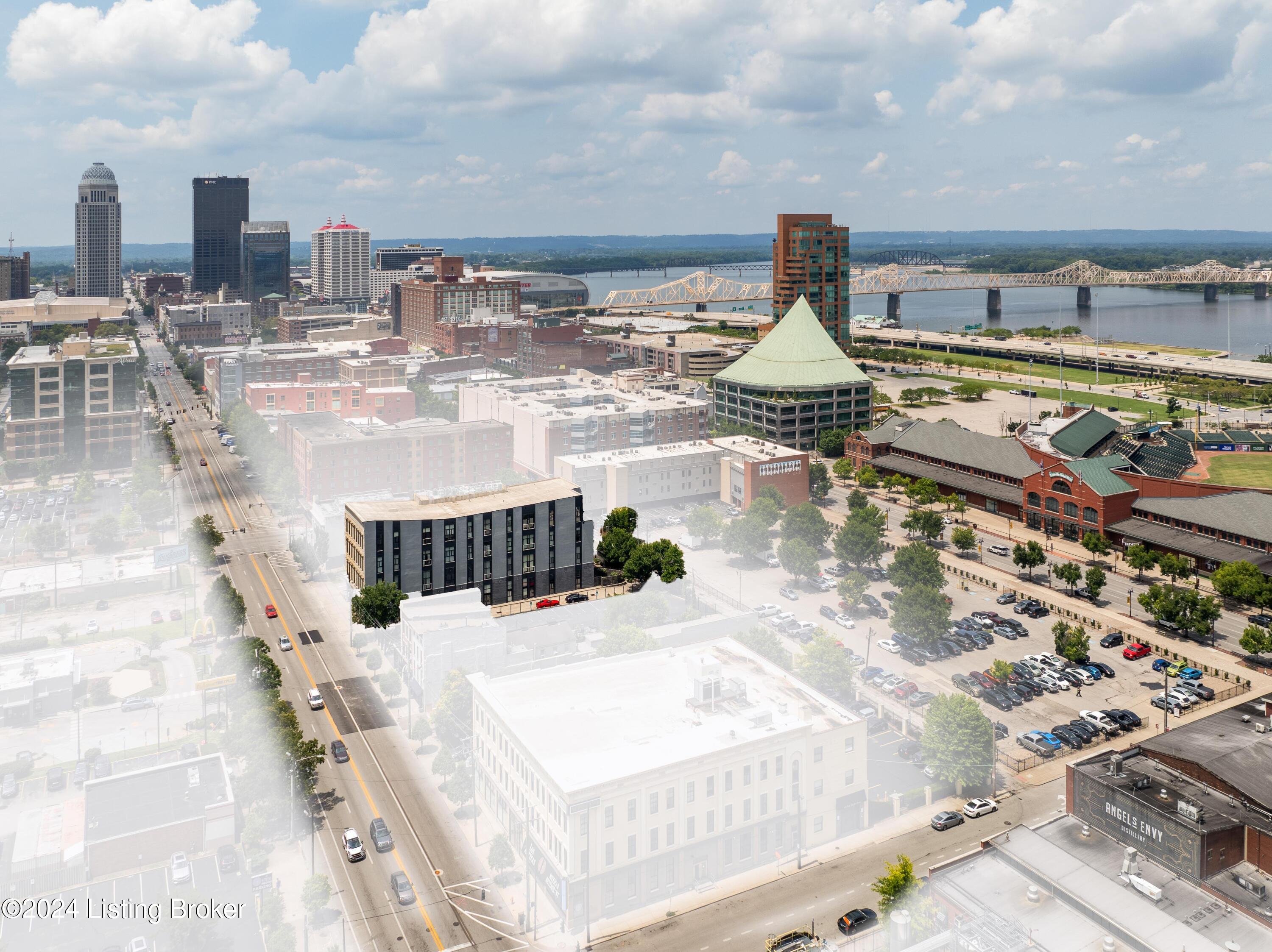 415 E Market St, 401