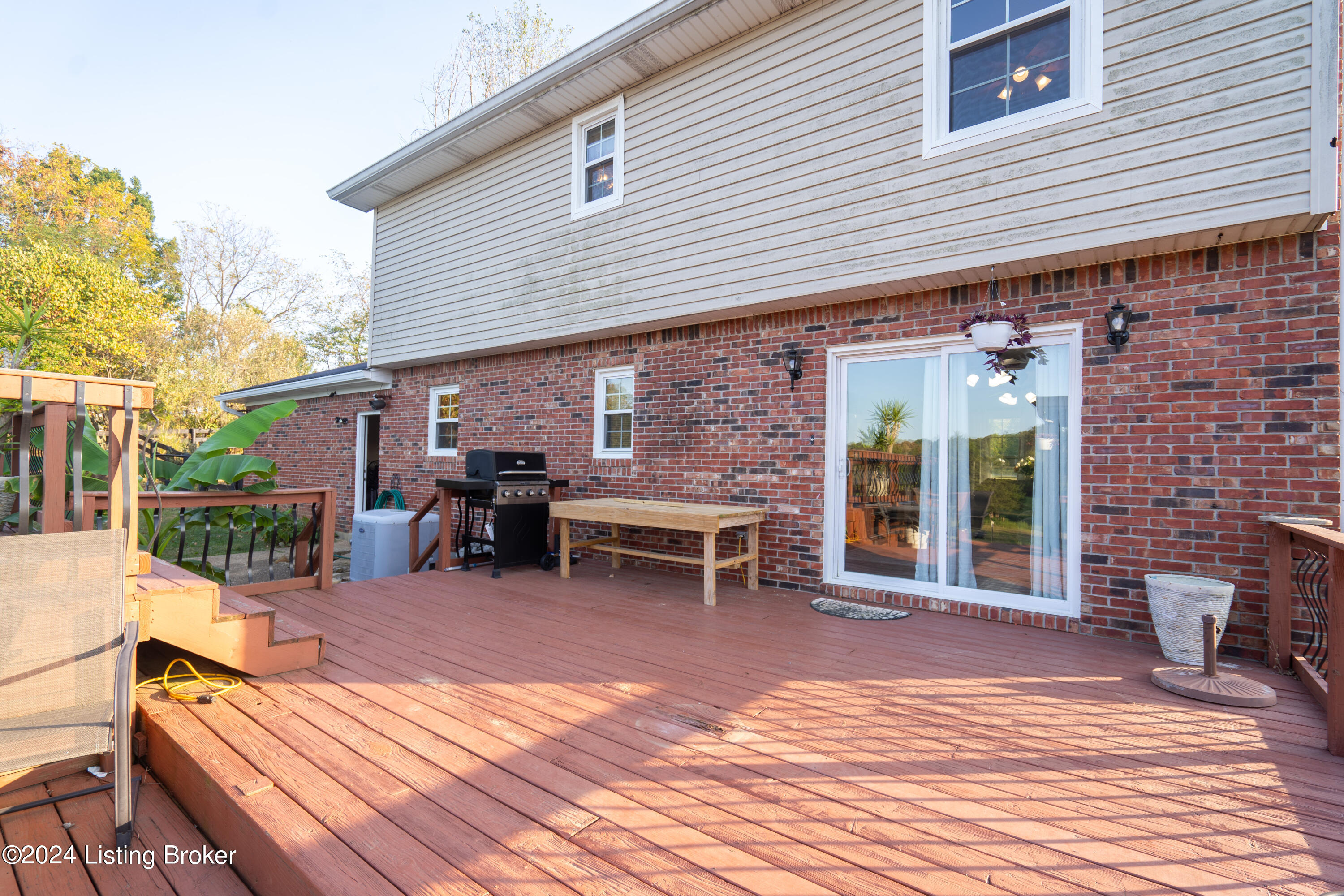 220 Lauren Way