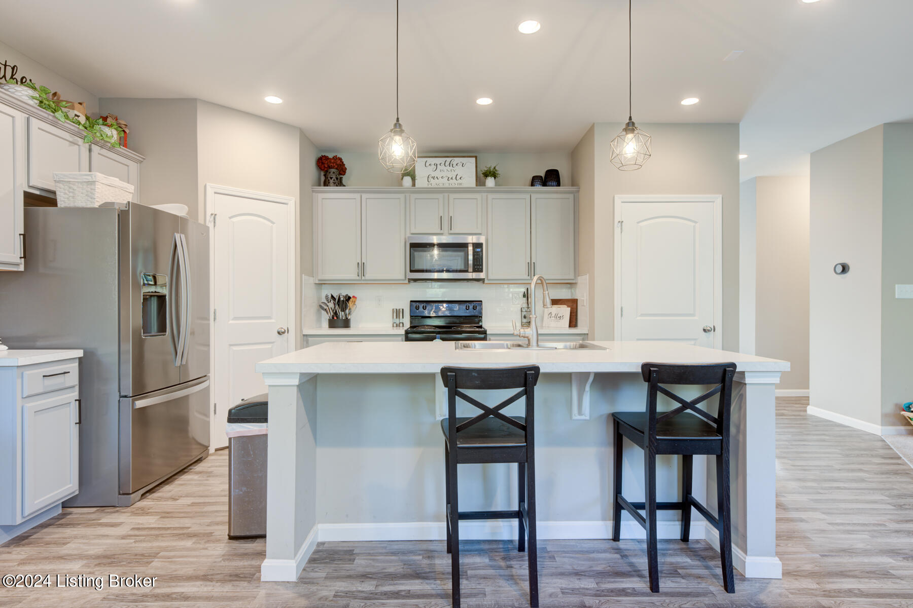 9910 Cedar Park Ct