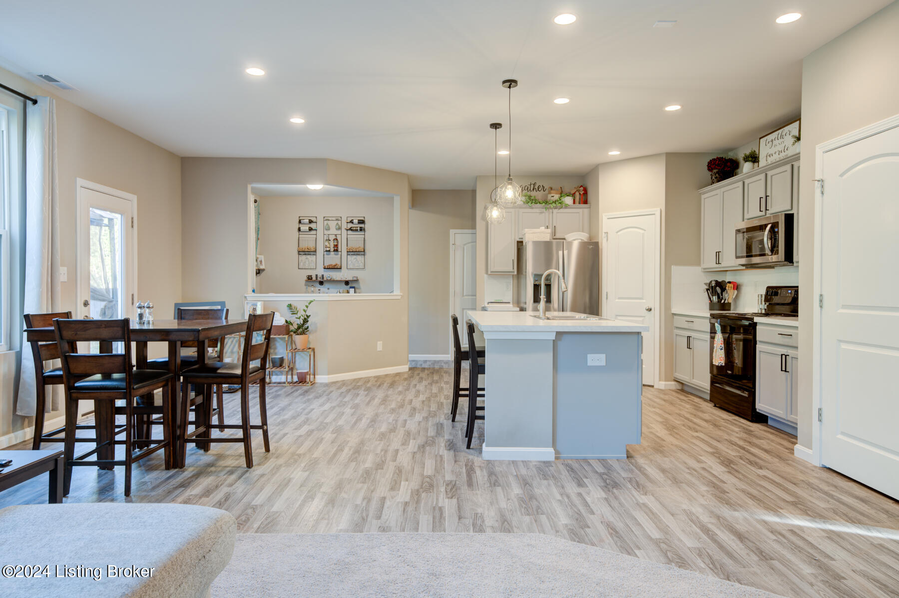 9910 Cedar Park Ct
