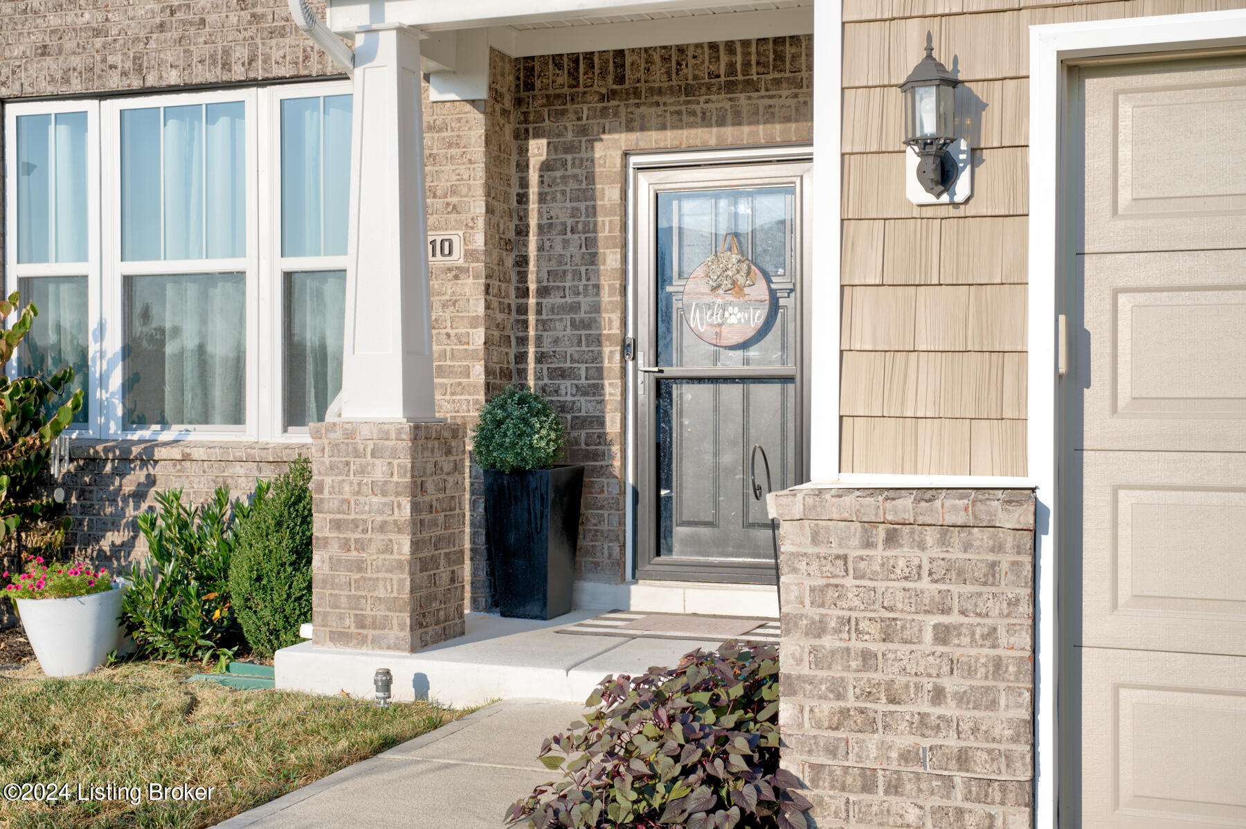 9910 Cedar Park Ct