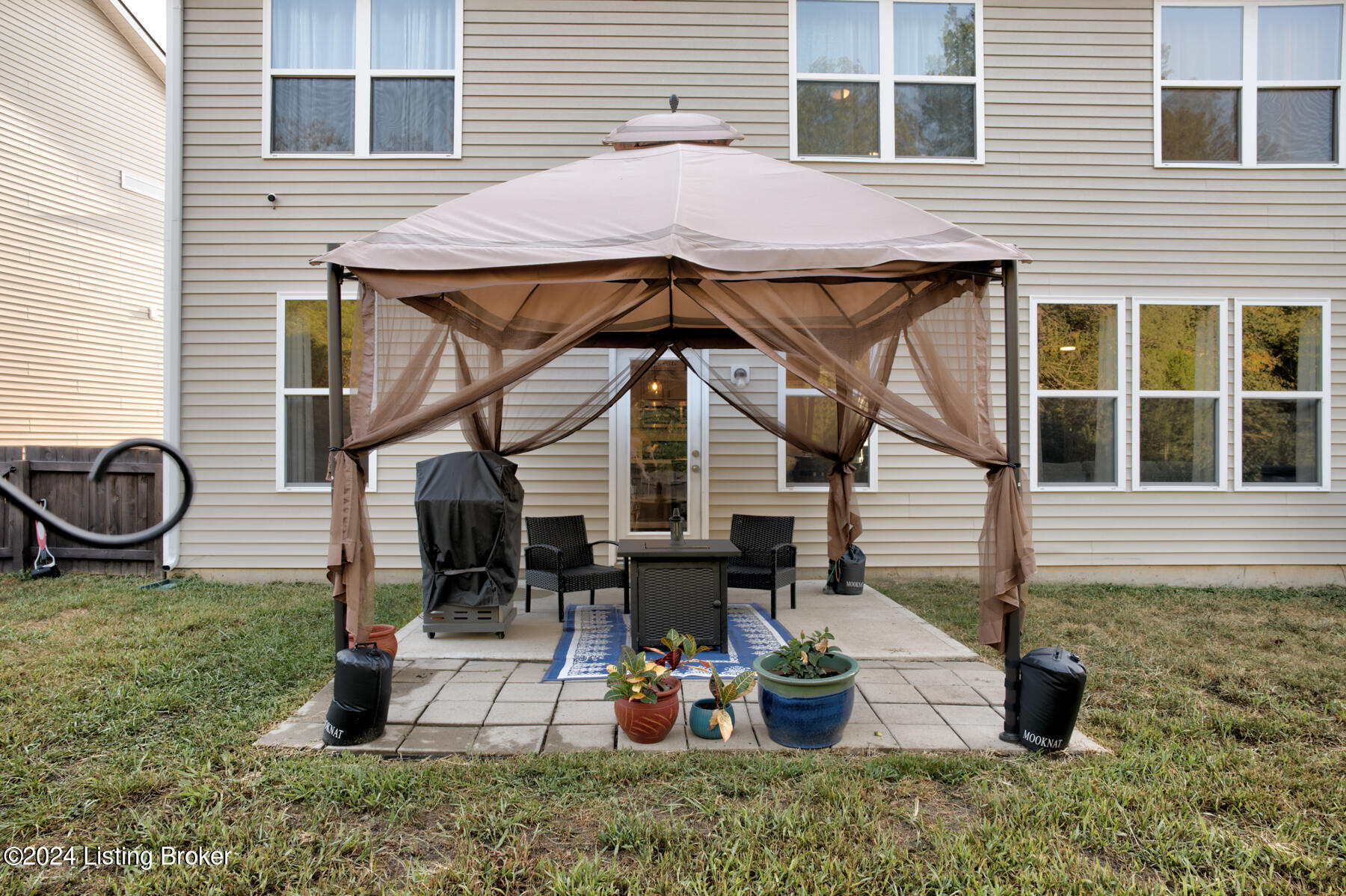 9910 Cedar Park Ct
