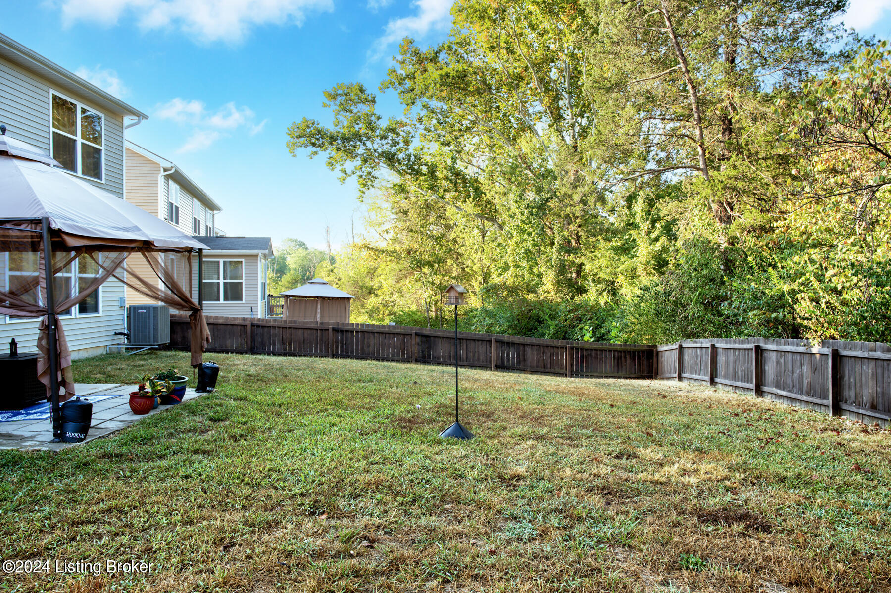 9910 Cedar Park Ct