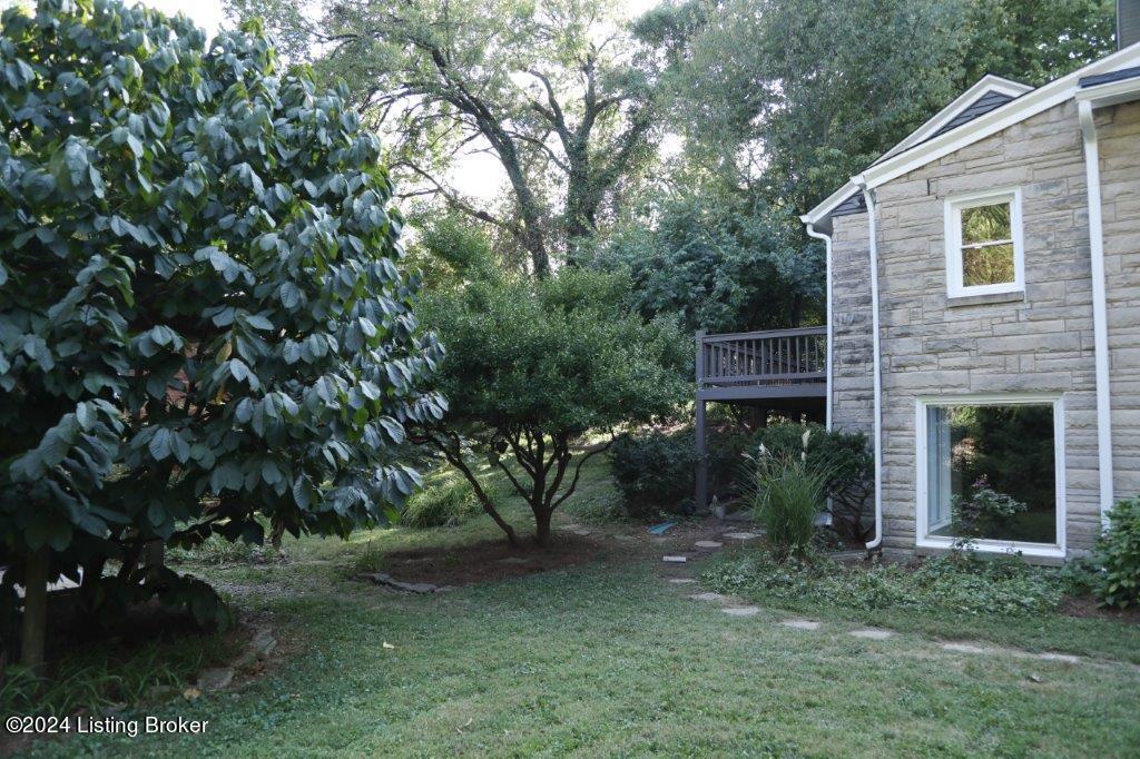 2700 Hillside Terrace