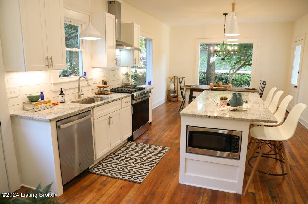 2700 Hillside Terrace
