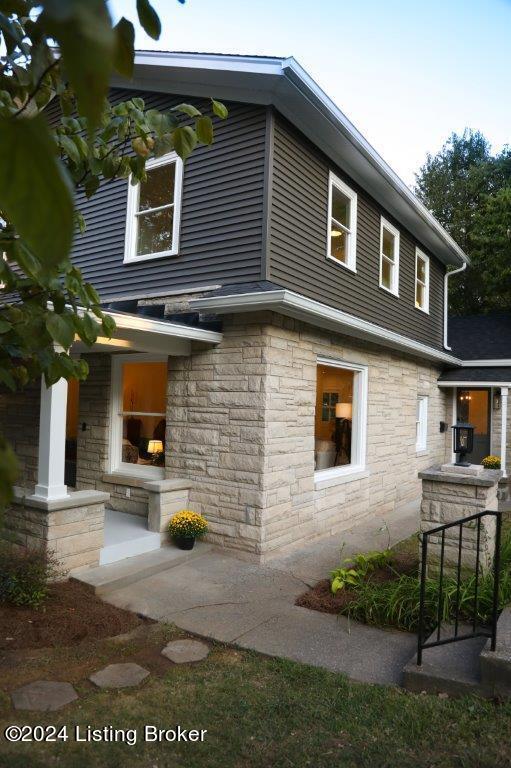 2700 Hillside Terrace