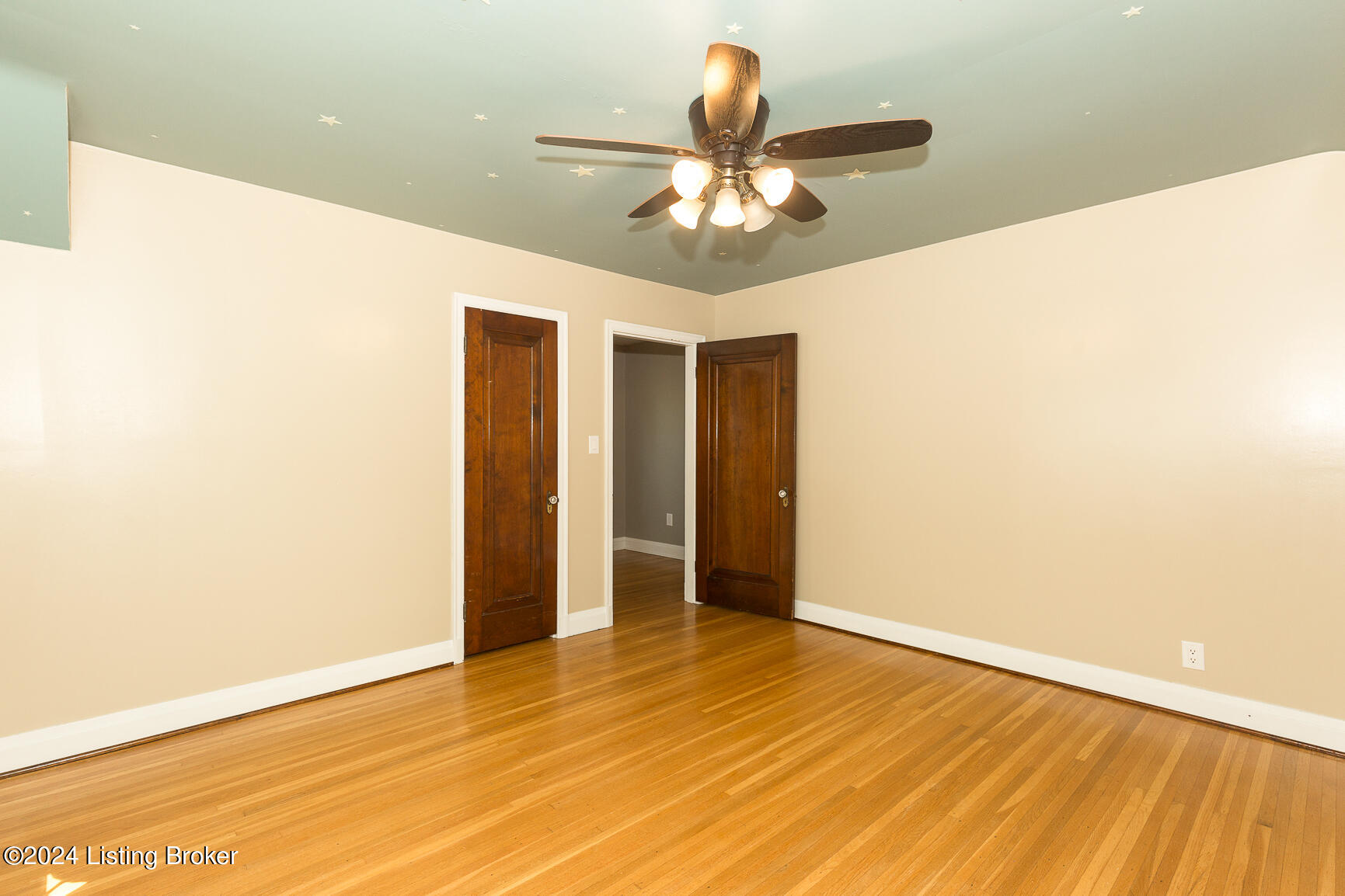 4824 Southern Pkwy