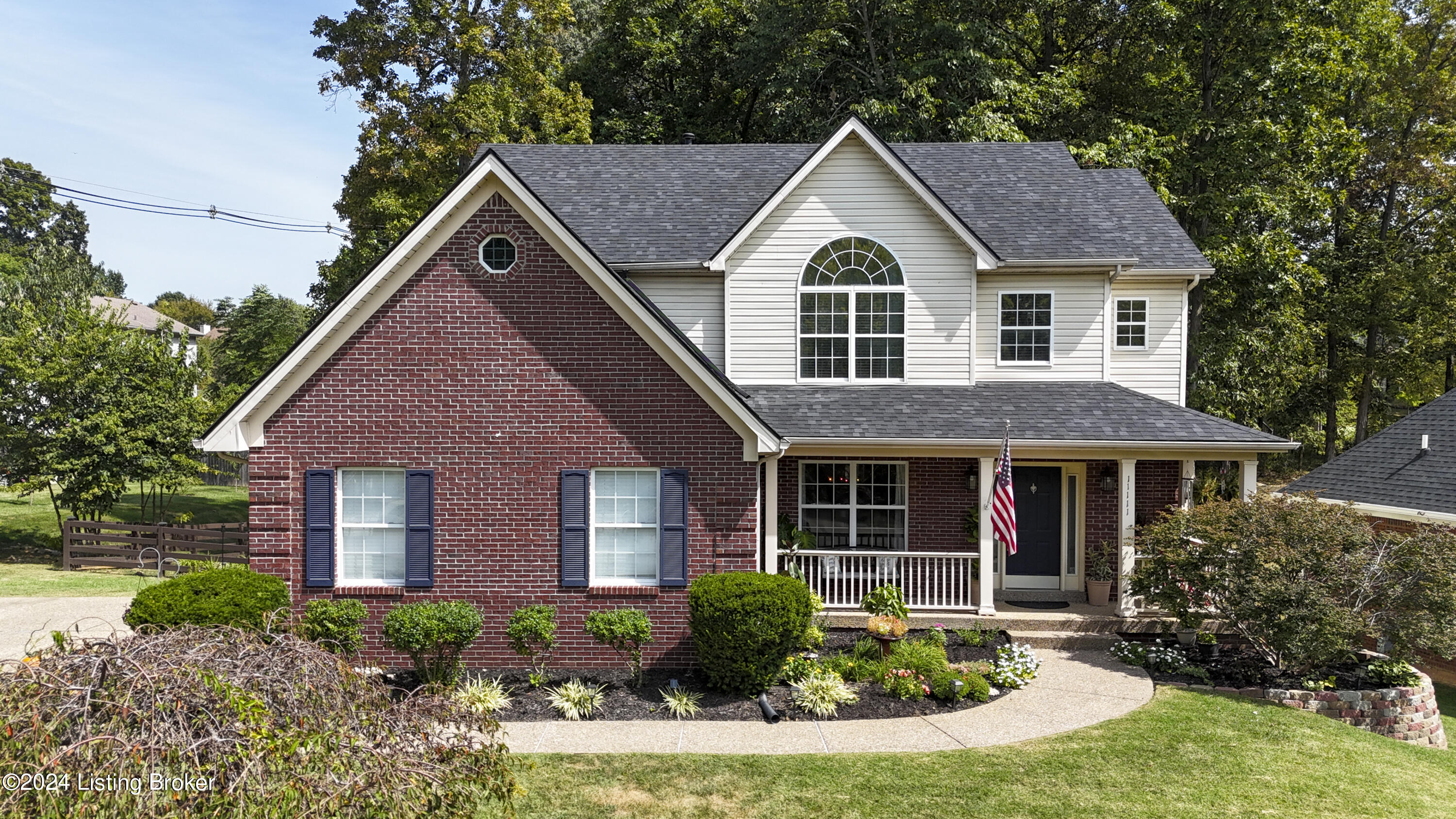 11111 Eagles Cove Dr