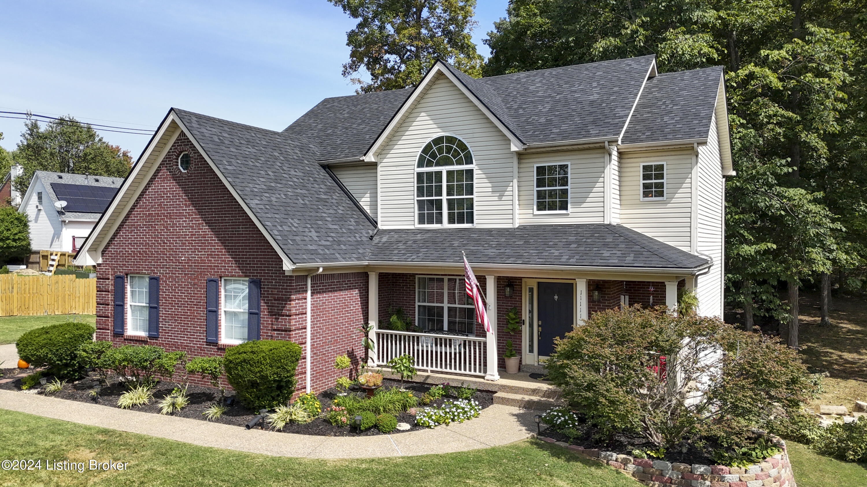 11111 Eagles Cove Dr