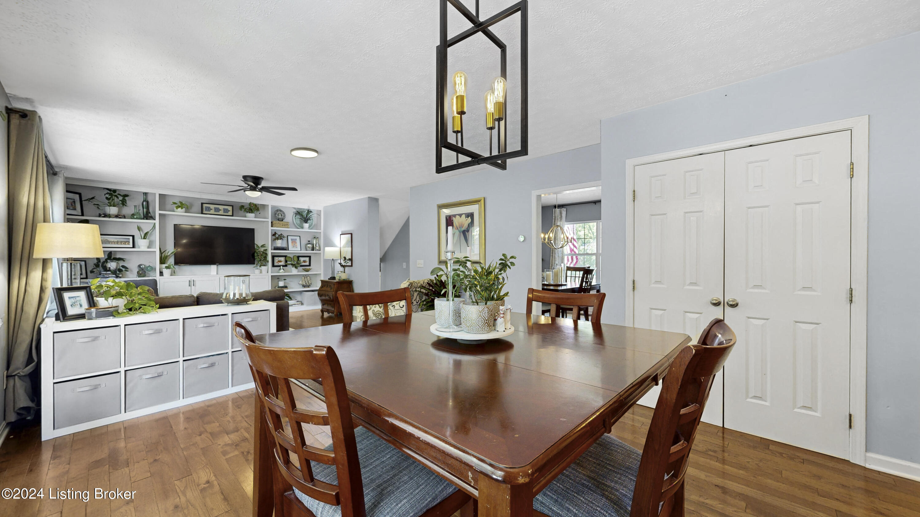 11111 Eagles Cove Dr