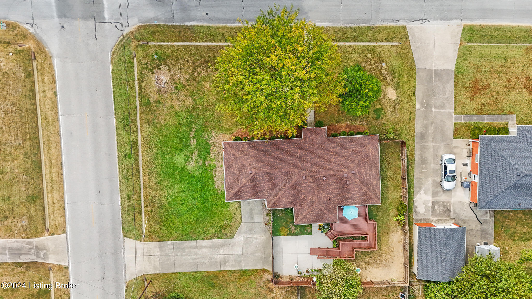 8115 Madrone Ave