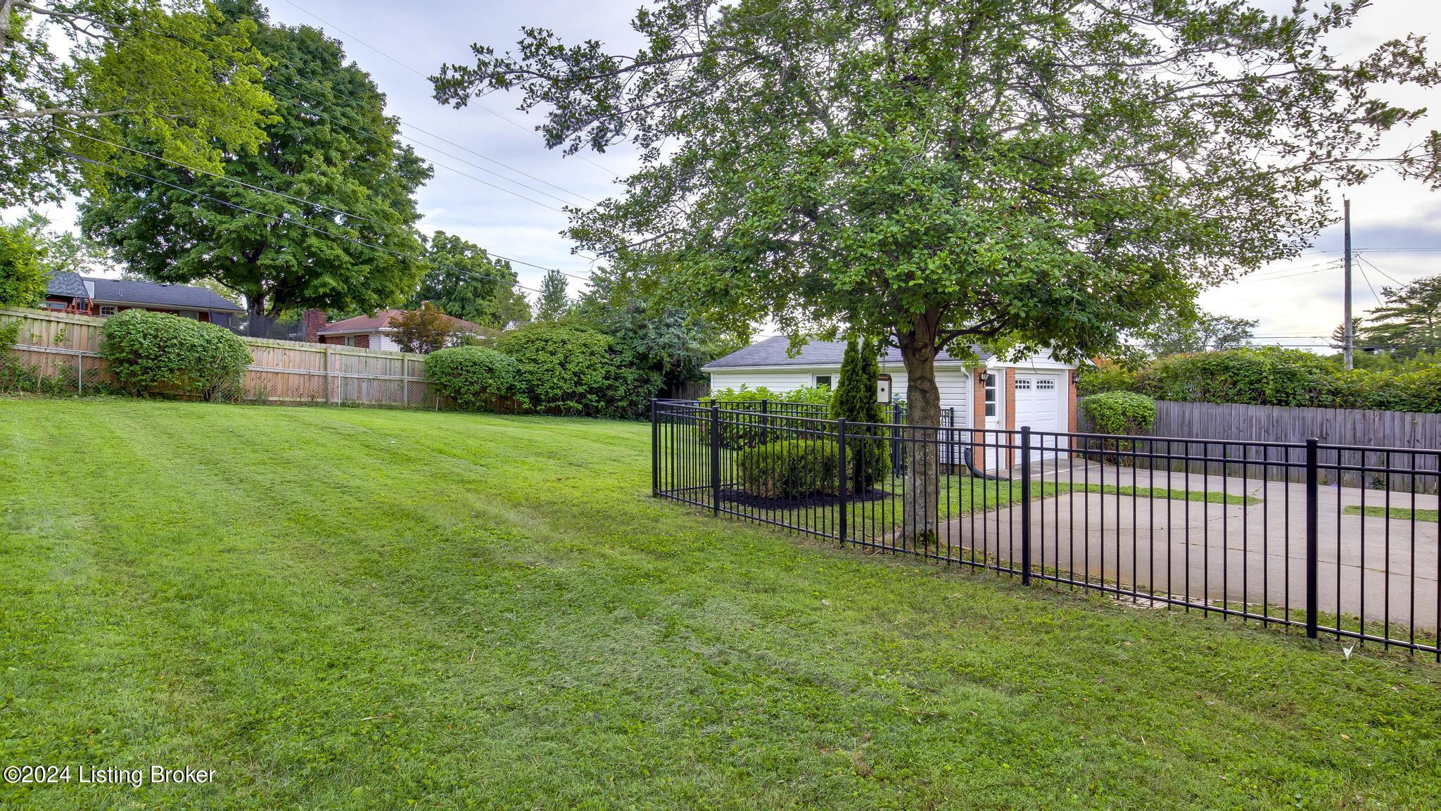 12304 Ridge Crest Dr