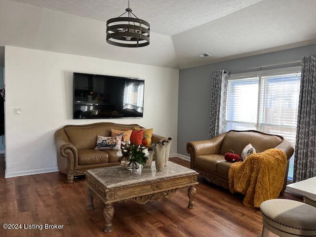 3400 Rainview Cir